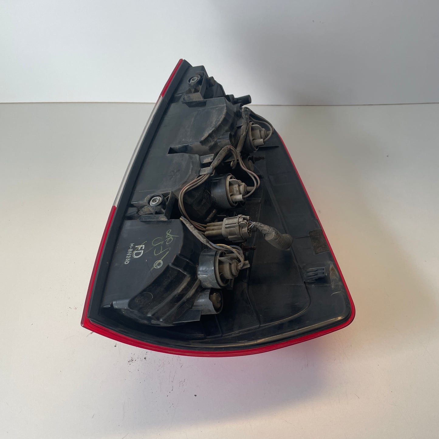Nissan Navara D23 NP300 2015–2020 Tail Light Right Hand Side| OEM