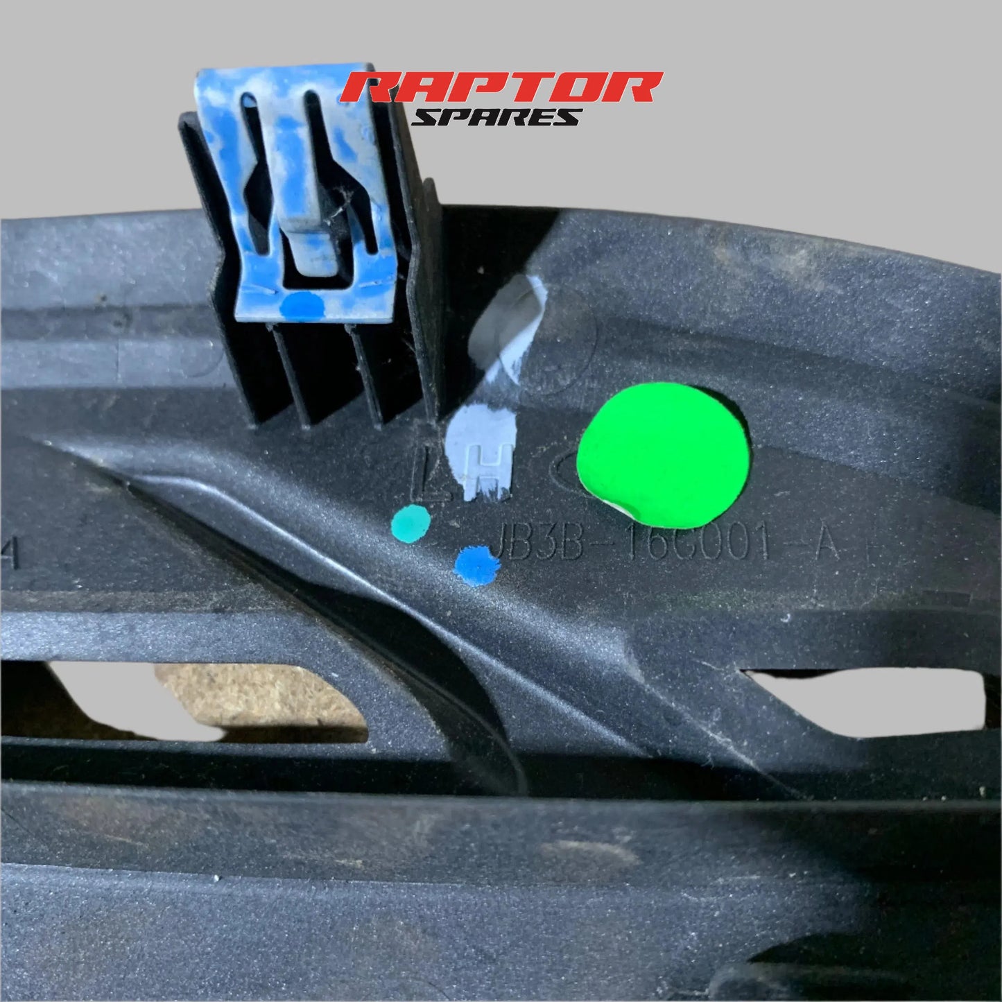Ford Ranger Raptor PX3 2018–2022 Right Fender Guard Vent Trim JB3B-16C000-AB (Copy) Left