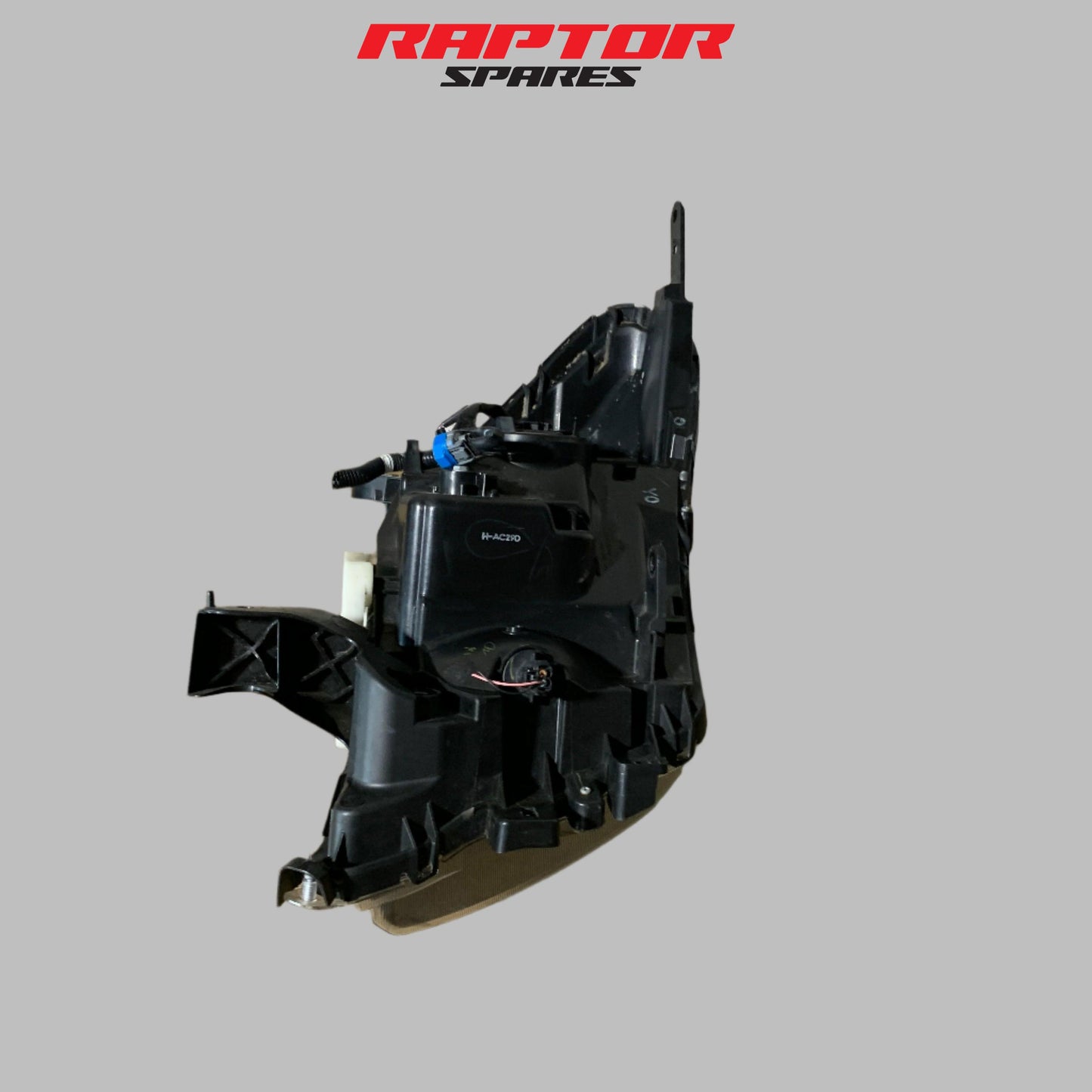 Nissan Navara D23 2020–2023 SL Headlight Left Side Halogen Reflector | OEM