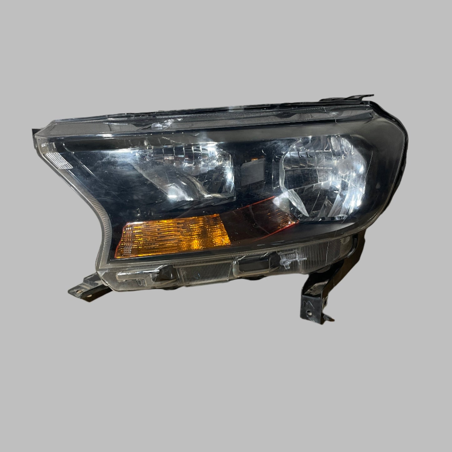 Ford Ranger PX 2 Left Headlamp 2016 2017 2018 2019 2020 2021 2022 XL XLS XLT