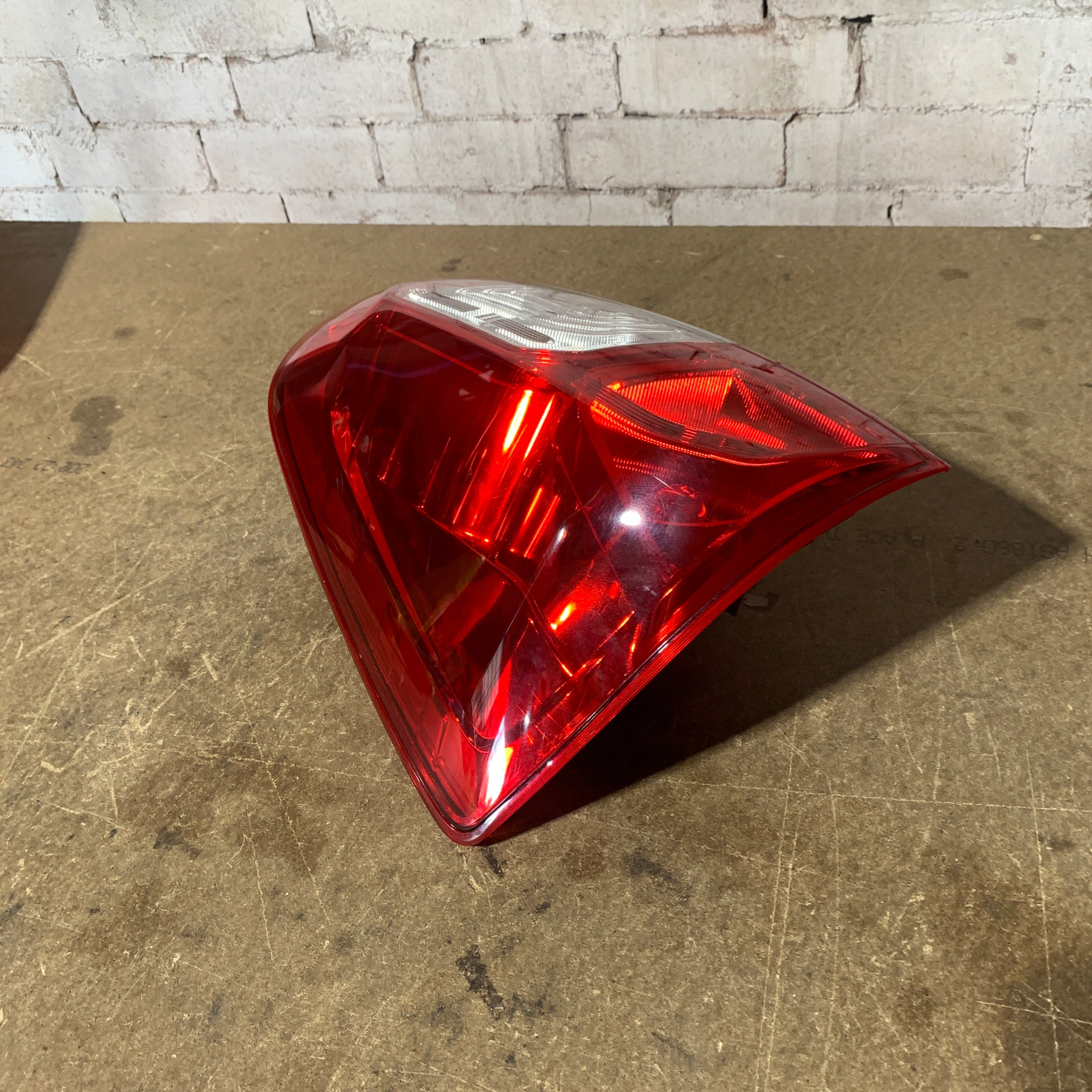 Nissan Navara D23 NP300 2015–2020 Tail Light Right Hand Side| OEM