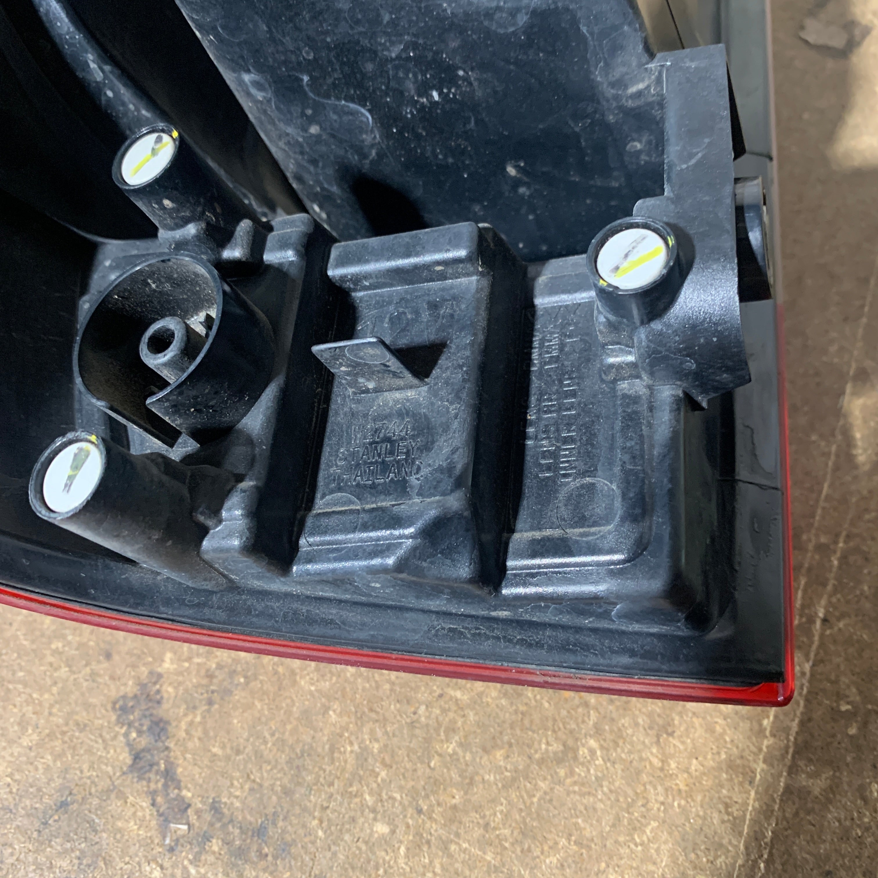 Nissan Navara D23 NP300 2015–2020 Tail Light Right Hand Side| OEM