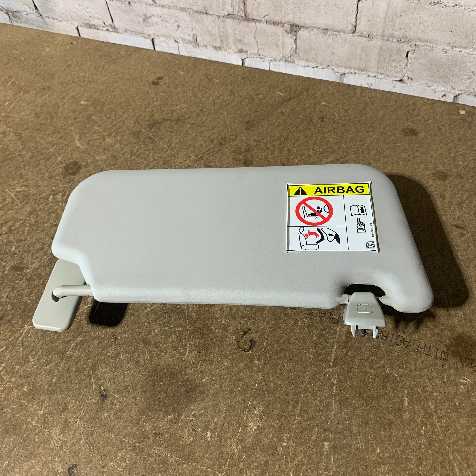 Mazda BT-50 Sun Visor Left Side OEM Grey with Vanity Mirror (2011–2020)