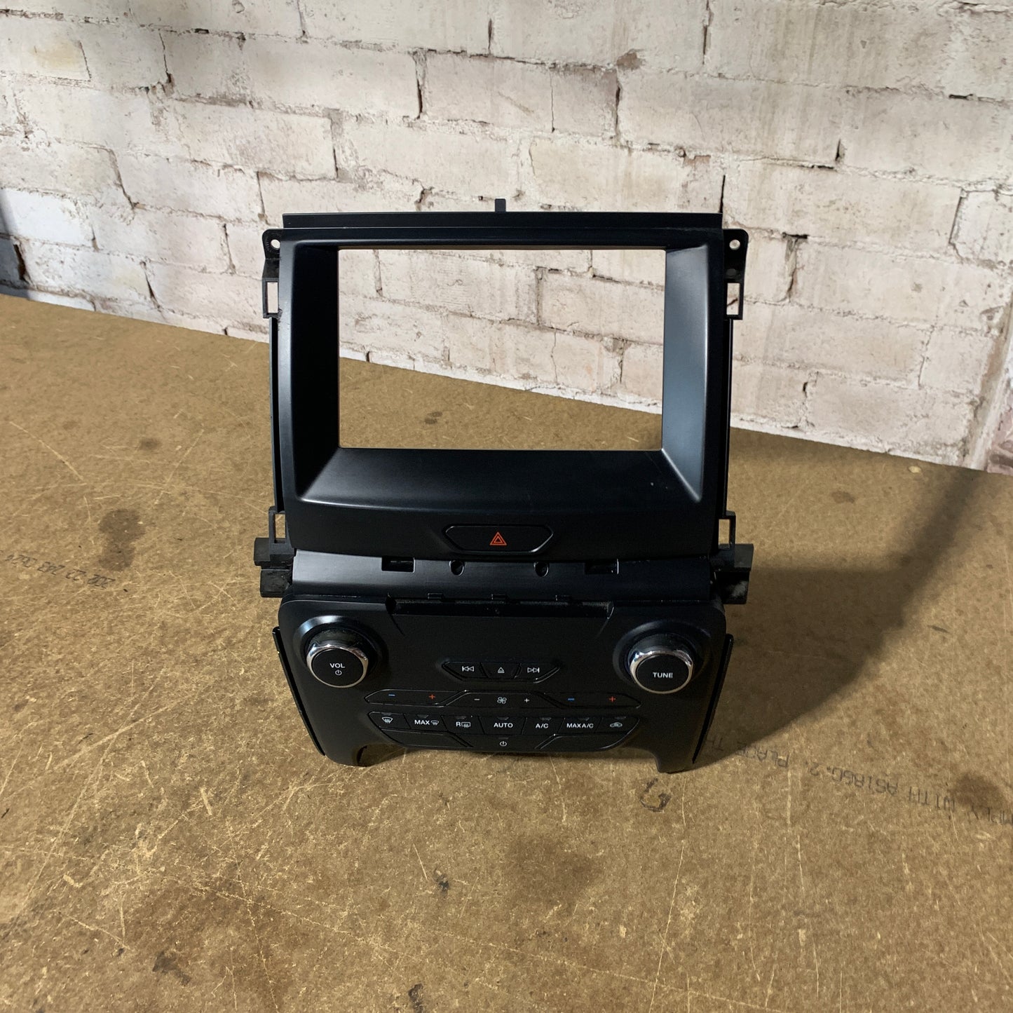 Ford Ranger PX2 PX3 Dash Frame Fascia Climate Control Panel EB3T-18E245