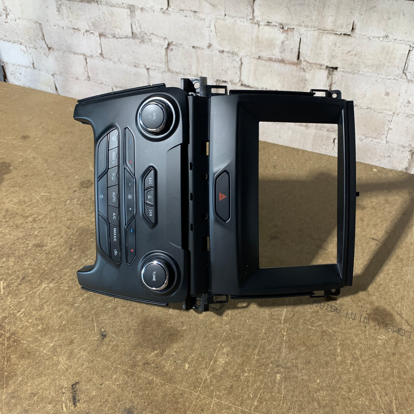 Ford Ranger PX2 PX3 Dash Frame Fascia Climate Control Panel EB3T-18E245