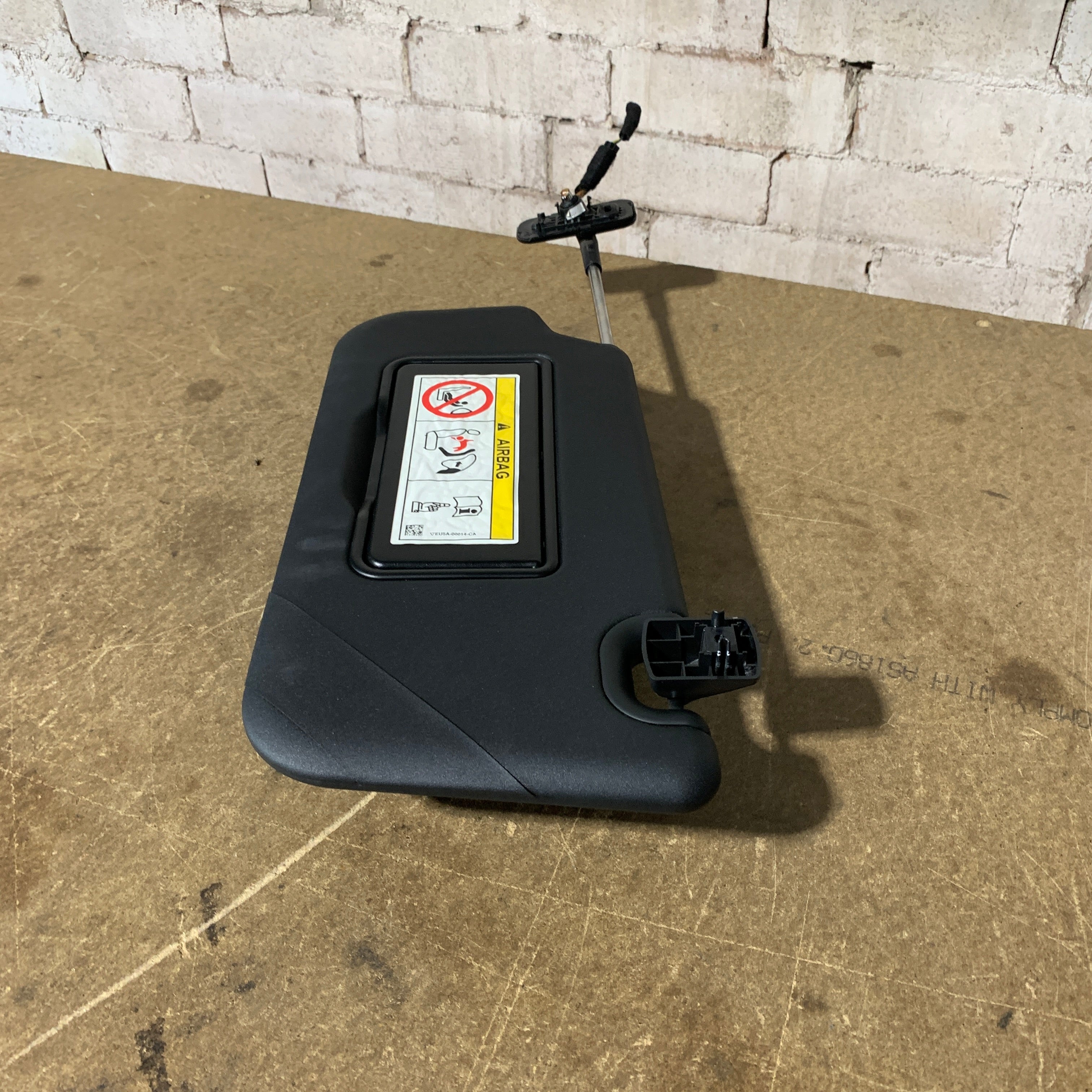 Ford Ranger PX2 PX3 Sun Visor LH Sliding Passenger Mirror Light 2015–2022