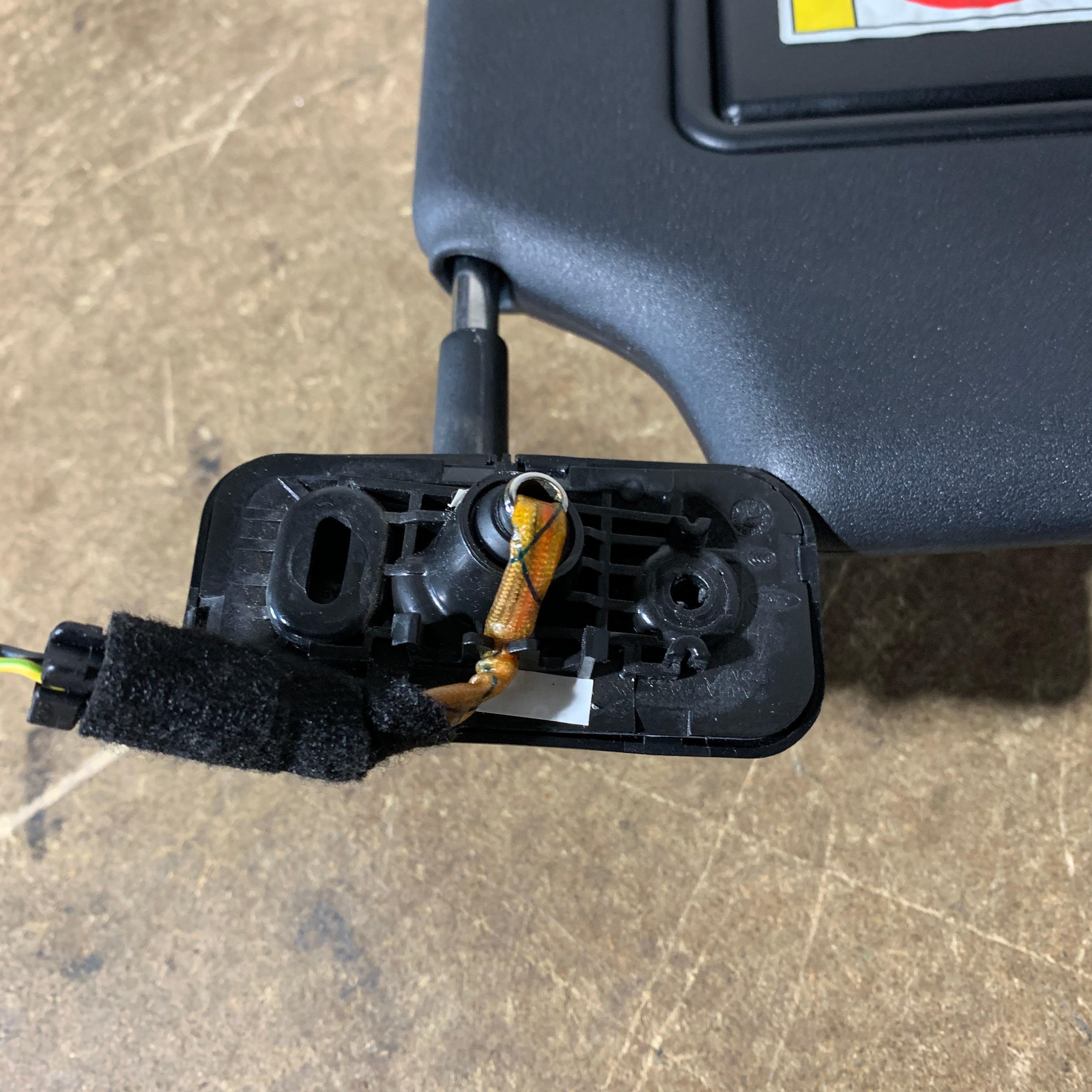 Ford Ranger PX2 PX3 Sun Visor LH Sliding Passenger Mirror Light 2015–2022