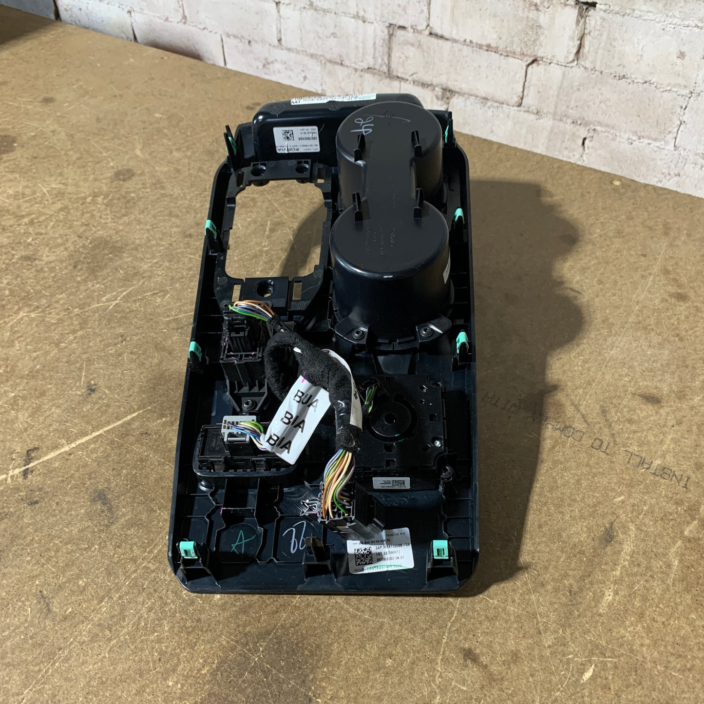 Ford Ranger PY Centre Console Panel 4WD Selector EPB Drive Mode 2022+