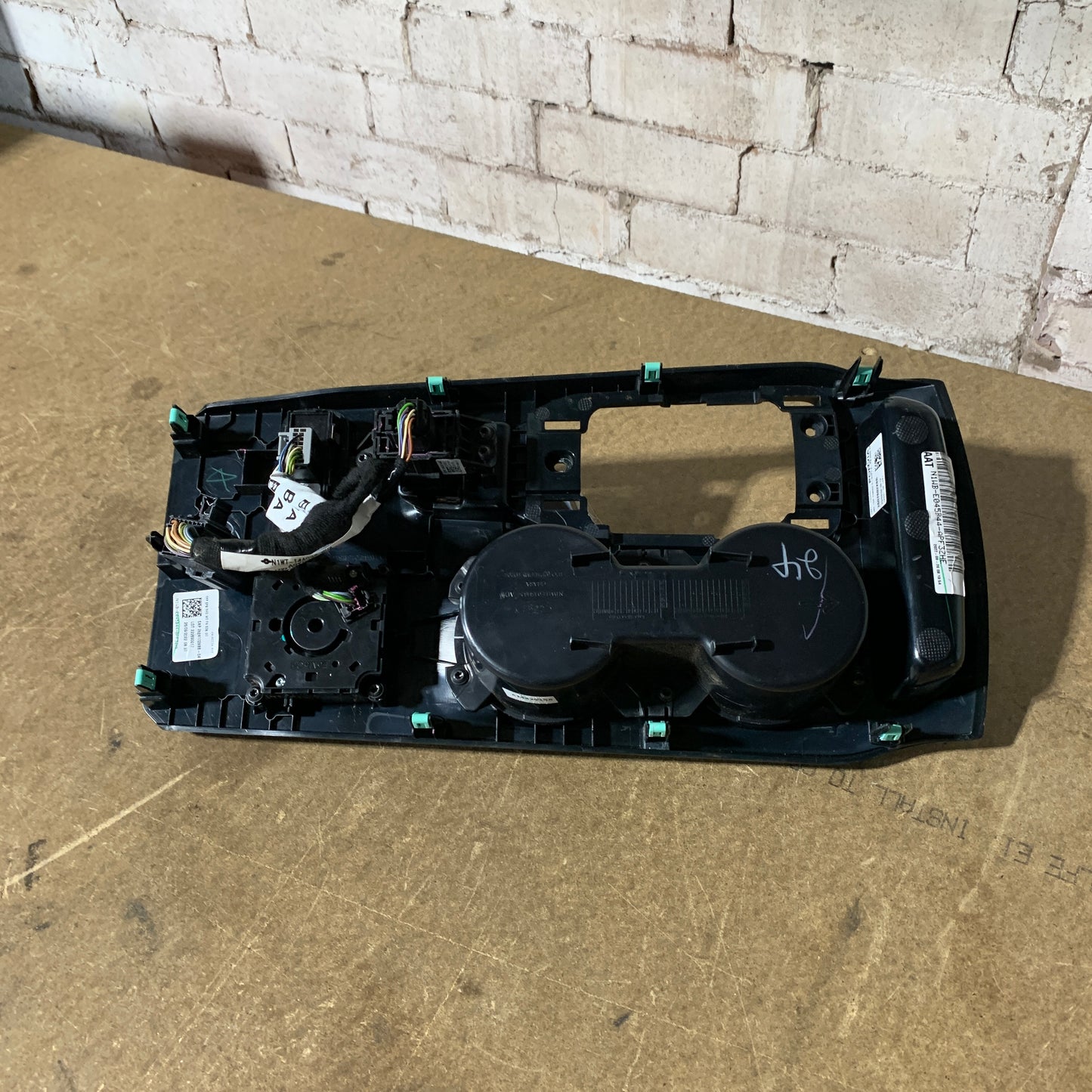 Ford Ranger PY Centre Console Panel 4WD Selector EPB Drive Mode 2022+