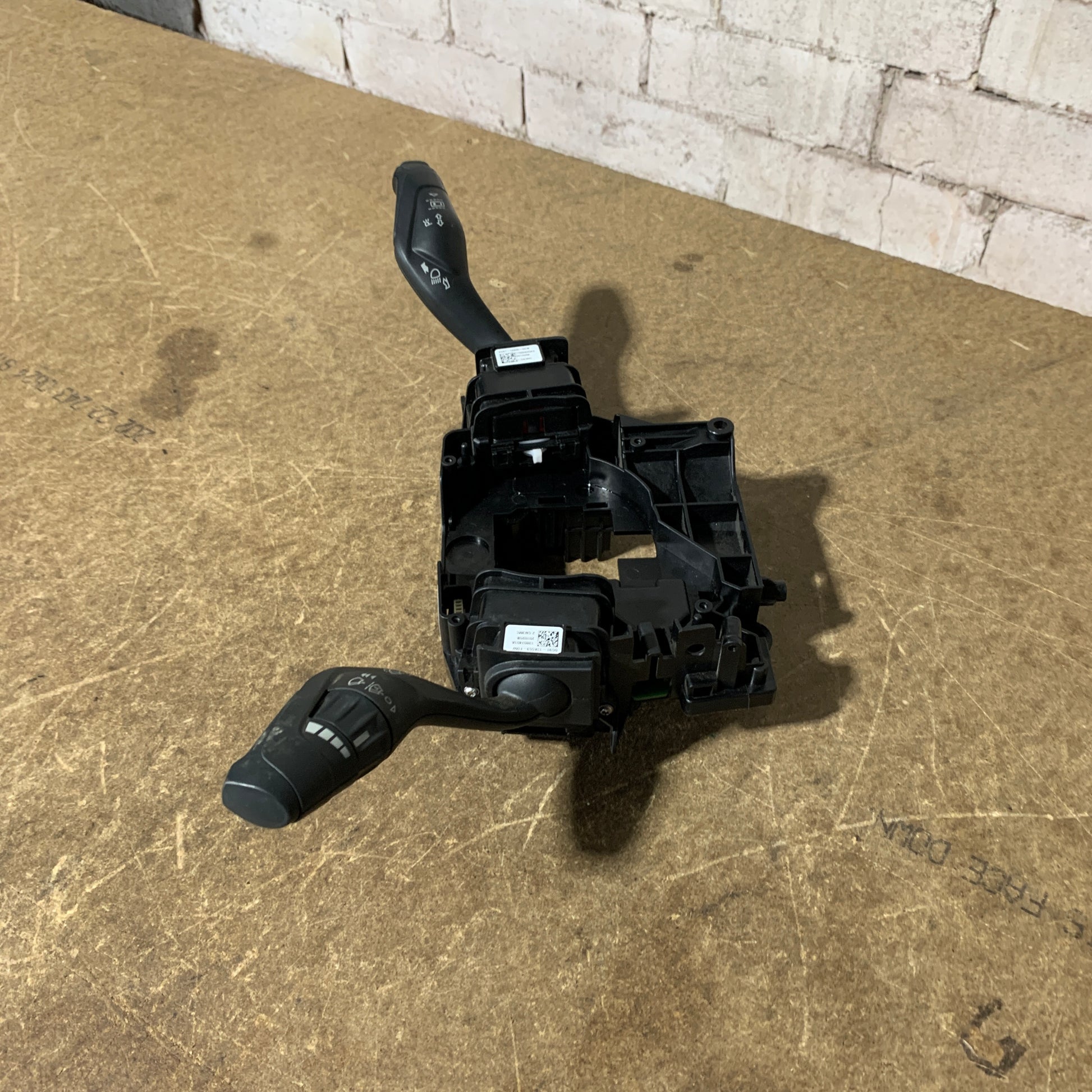 Ford Ranger PX2 PX3 2015–2022 Indicator Wiper Stalk Combo Switch OEM