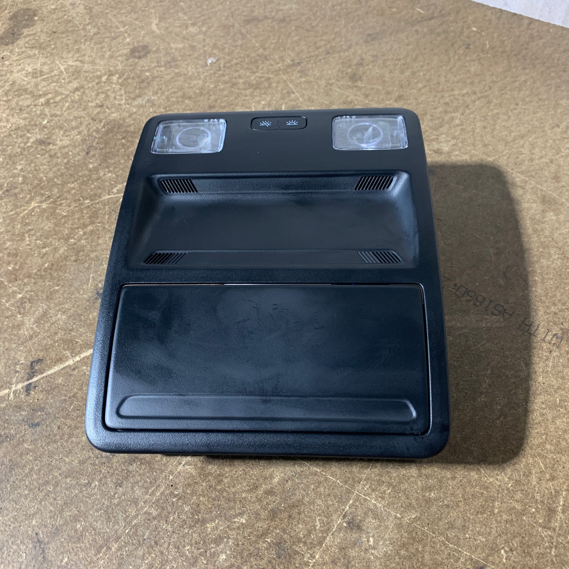 Ford Ranger PY Overhead Console 2022+ Roof Light Sunglasses Holder OEM
