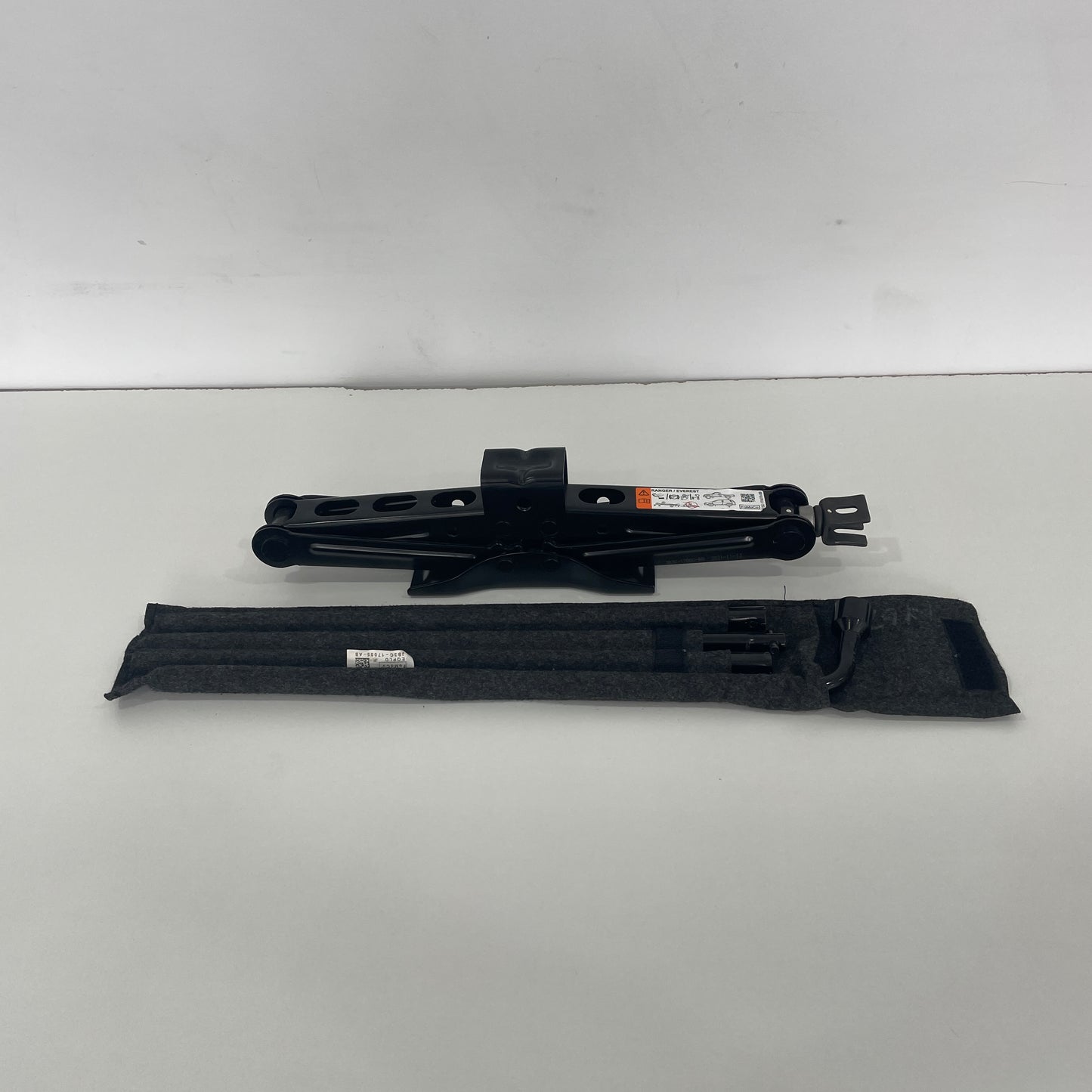 Ford Ranger/Everest Scissor Jack Assembly PX2 PX3 (2015–2022) JB3C-17A078-BB