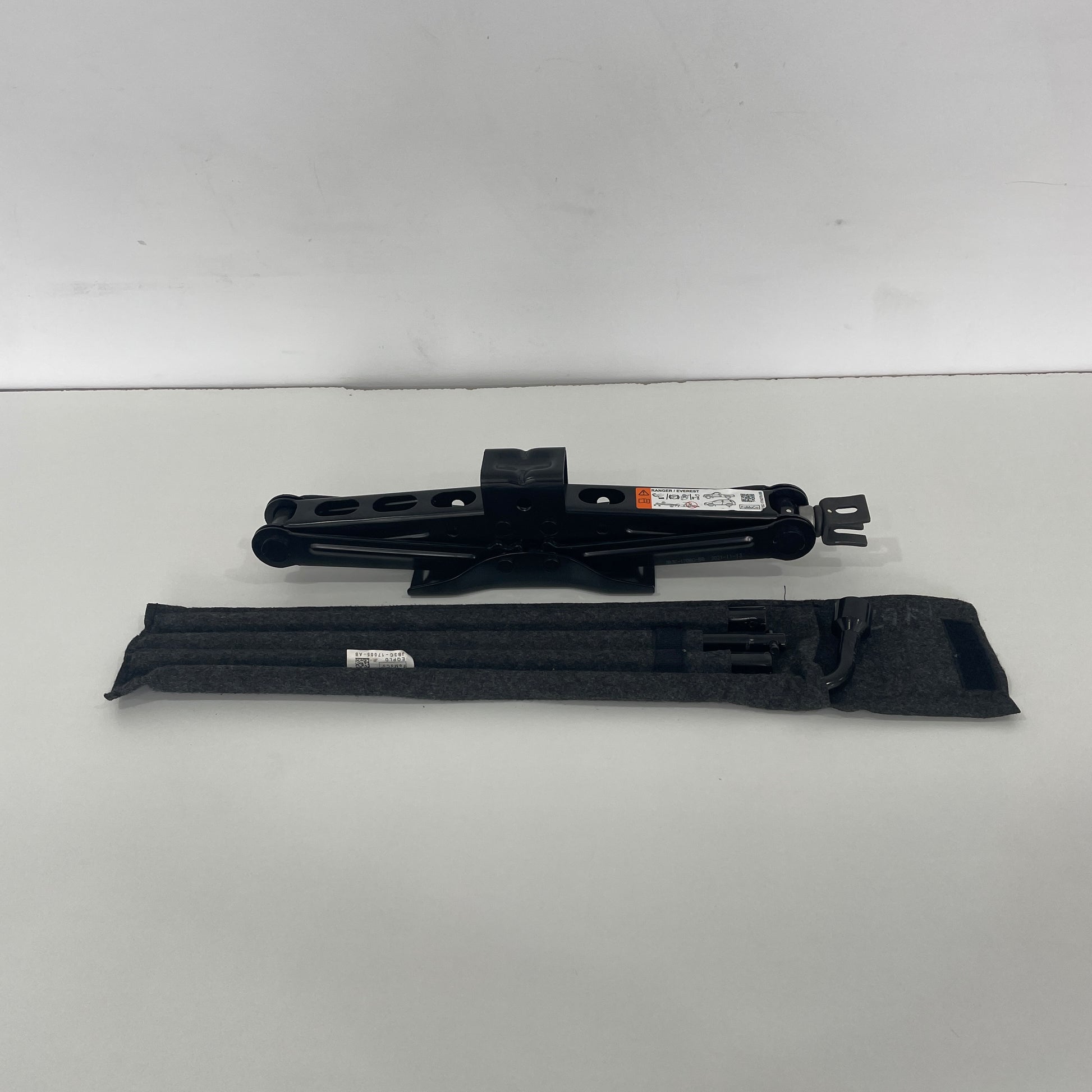 Ford Ranger/Everest Scissor Jack Assembly PX2 PX3 (2015–2022) JB3C-17A078-BB