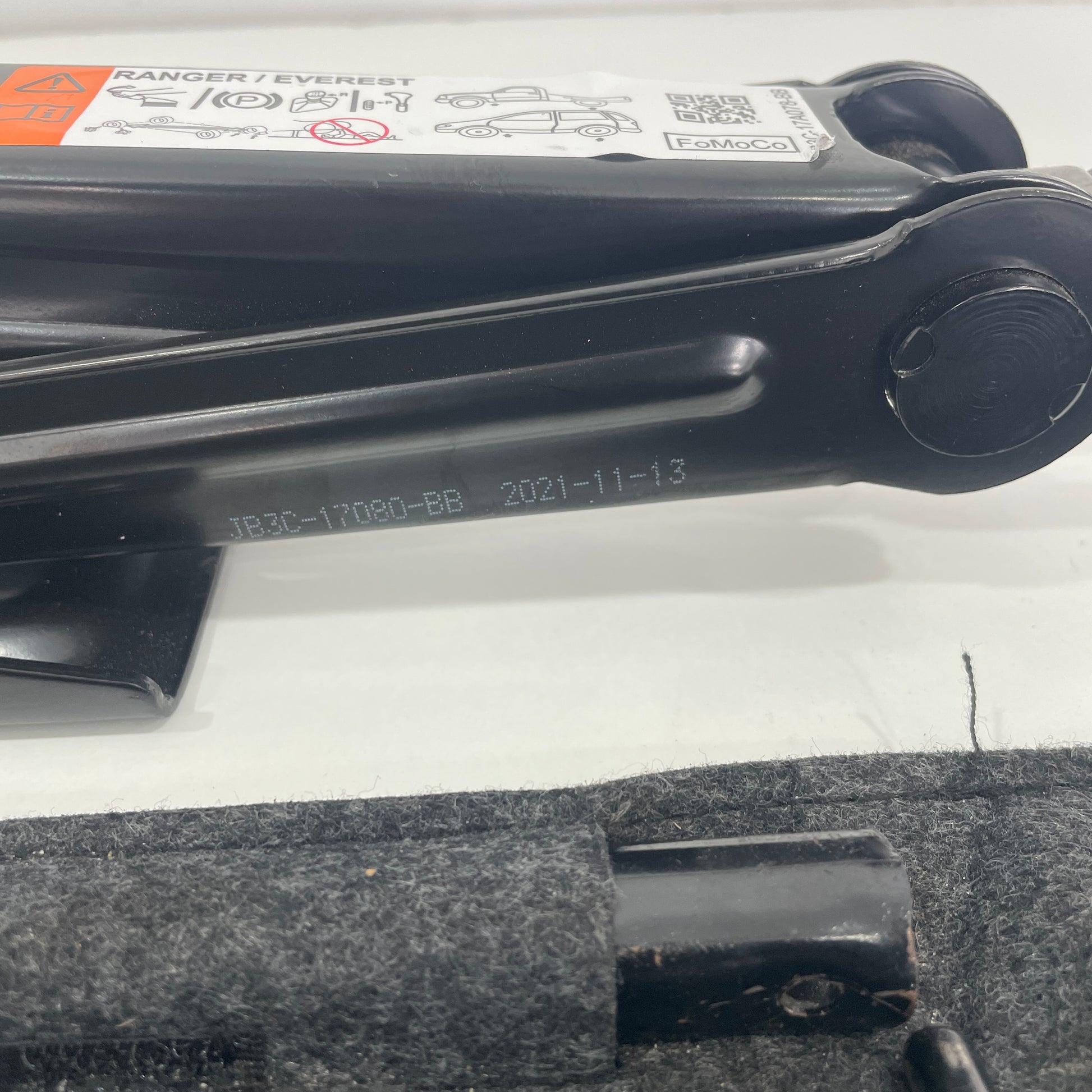 Ford Ranger/Everest Scissor Jack Assembly PX2 PX3 (2015–2022) JB3C-17A078-BB