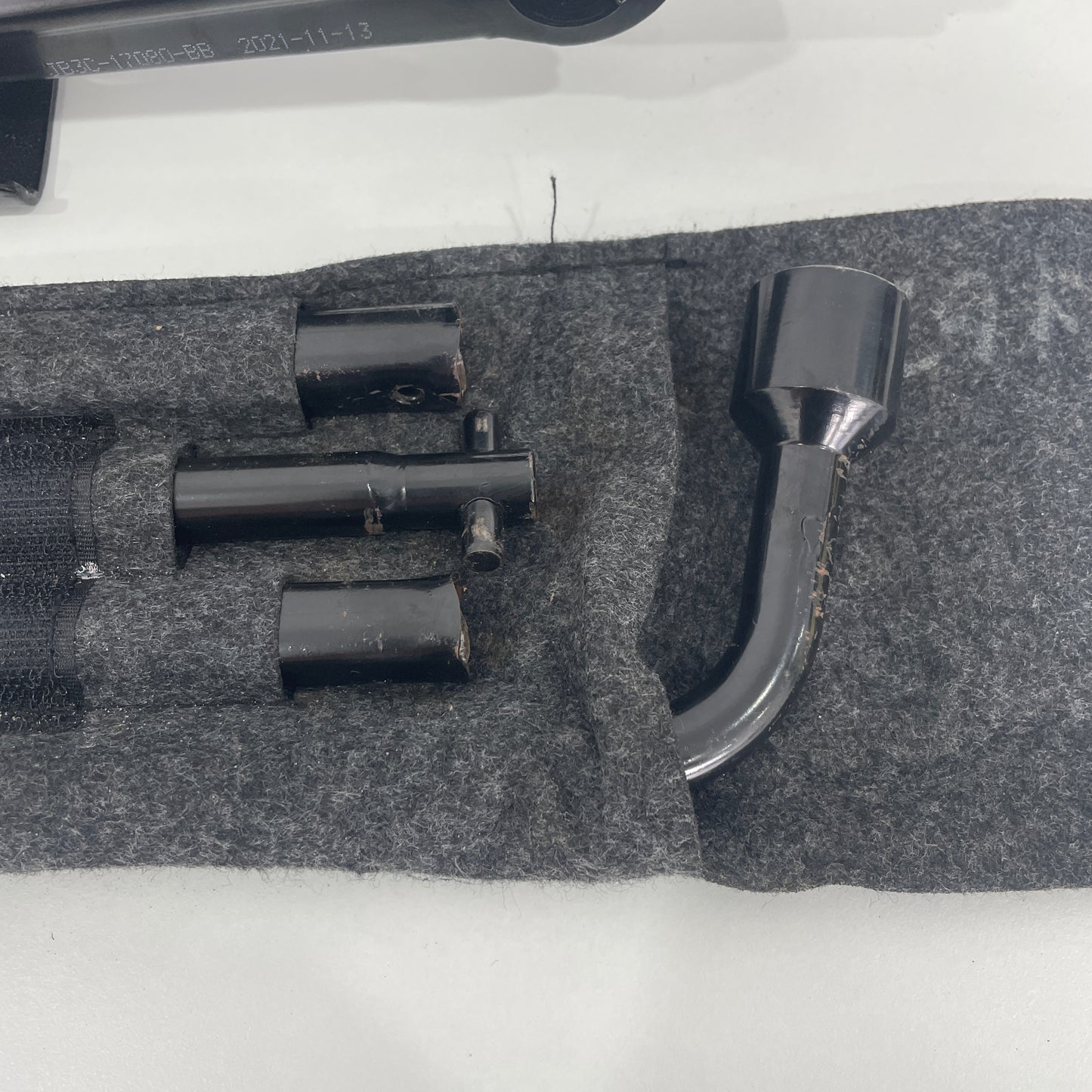 Ford Ranger/Everest Scissor Jack Assembly PX2 PX3 (2015–2022) JB3C-17A078-BB