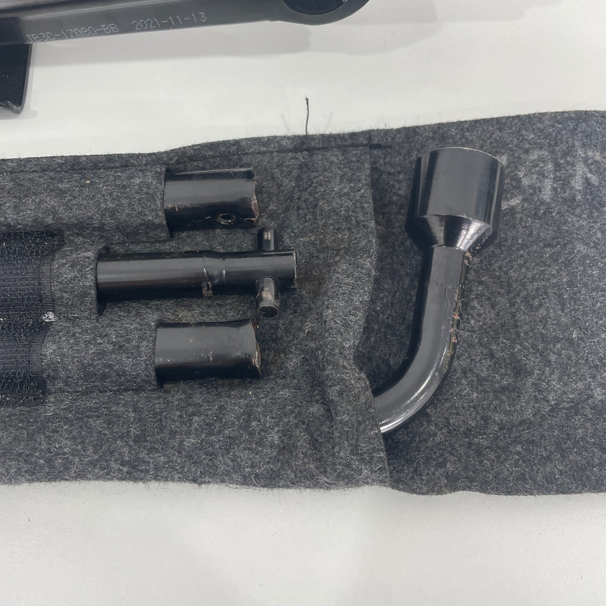 Ford Ranger/Everest Scissor Jack Assembly PX2 PX3 (2015–2022) JB3C-17A078-BB