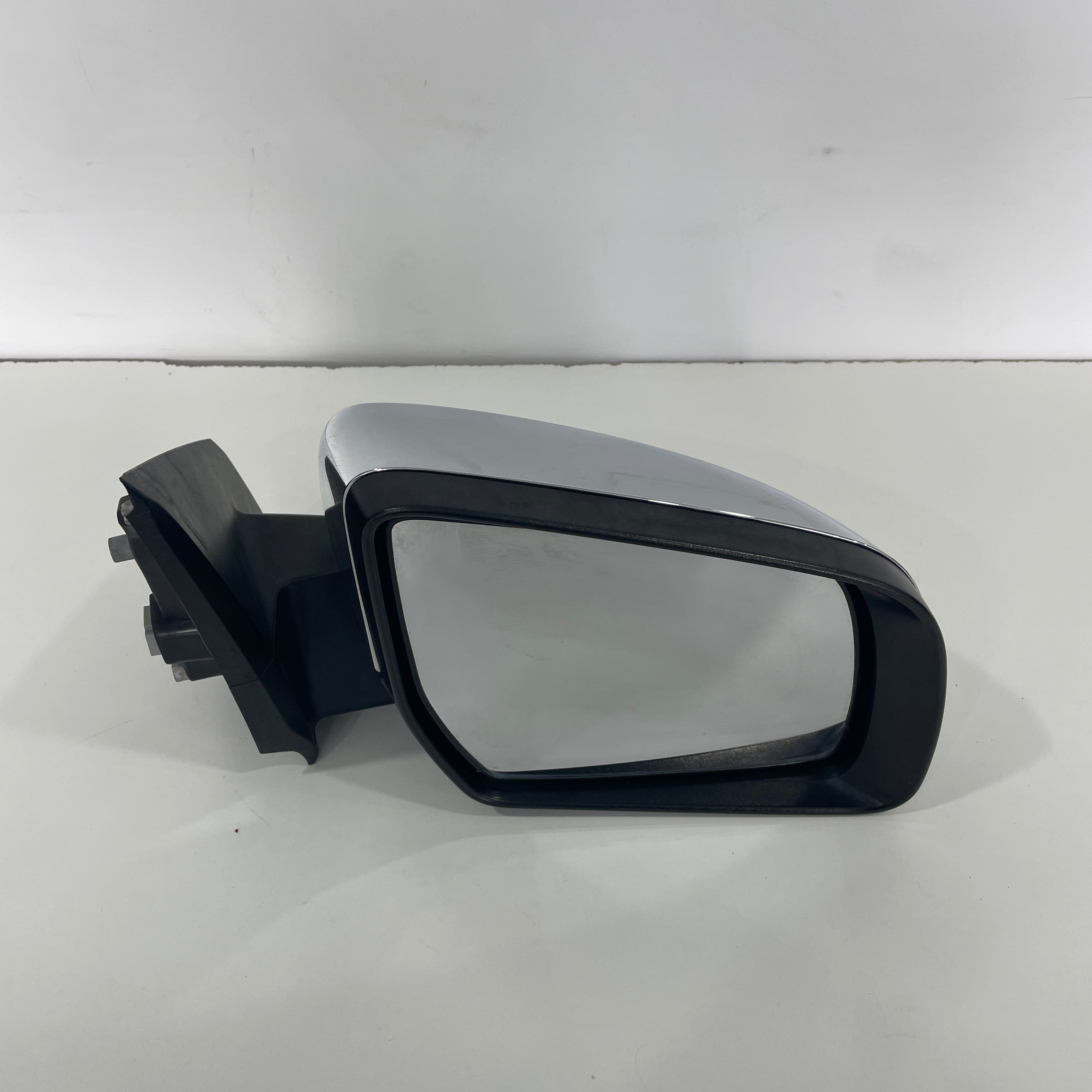 Mazda BT-50 2011–2020 Right Hand Side Door Mirror Chrome | OEM Indicator