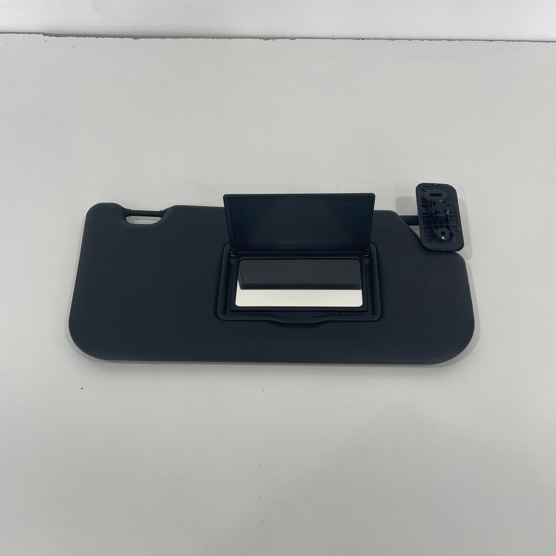 Ford Ranger Sun Visor Right Hand Side PX 2/3 2016 2017 2018 2019 2020 2021 2022