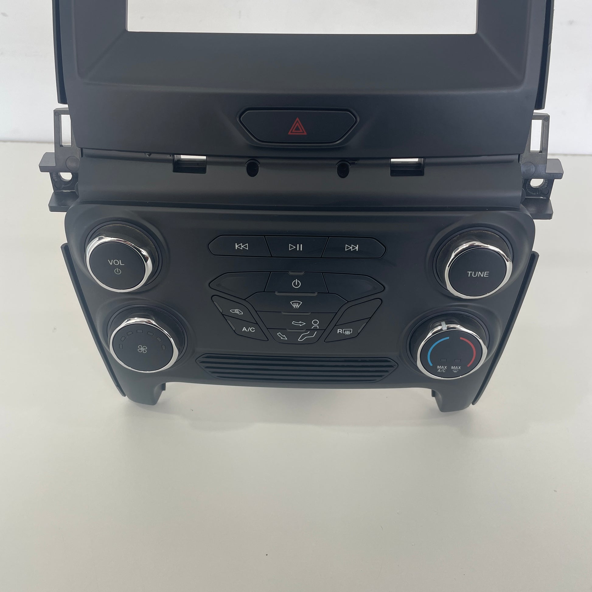 Ford Ranger PX3 2018–2022 Dash Fascia Climate Control Panel JB3T-18E243-NE3JA6