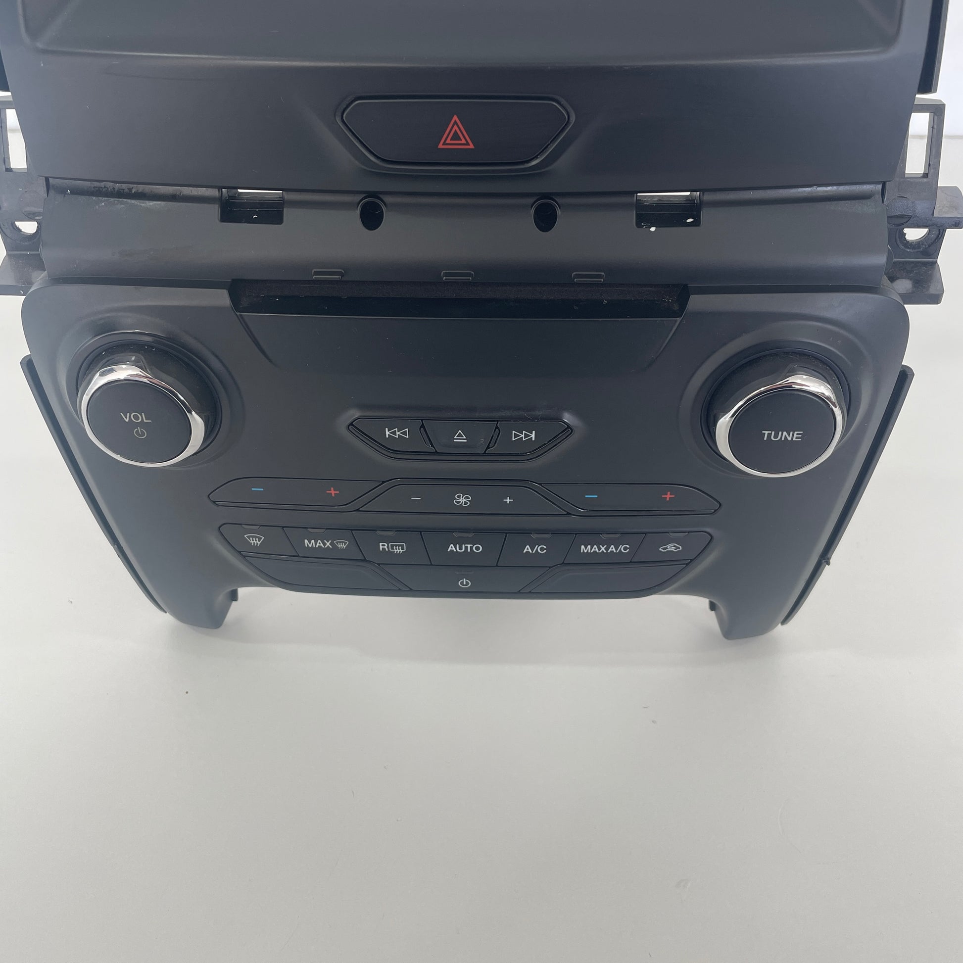 Ford Ranger PX2 2015–2018 Dash Fascia Climate Control Panel EB3T-18E245-EK3JA6 OEM