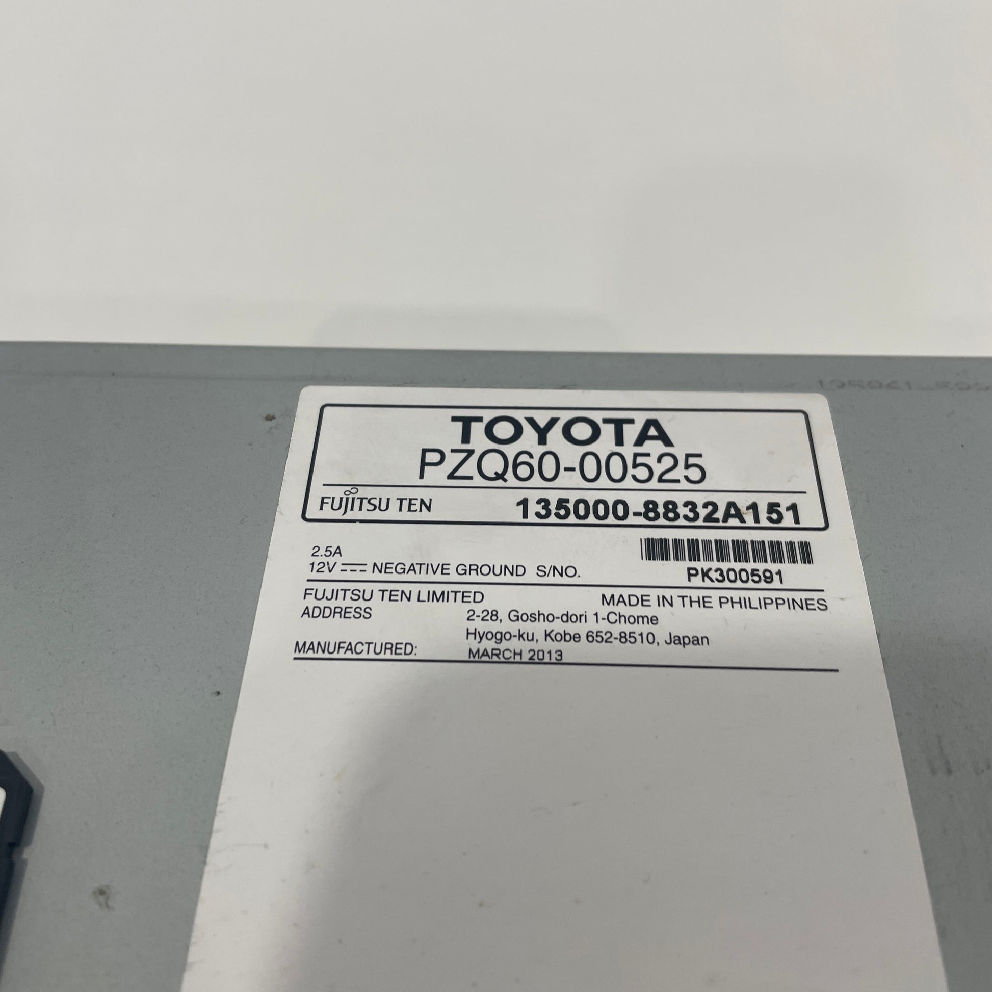 Toyota Corolla ZRE182 2012–2015 Head Unit Display PZQ60-00525 OEM