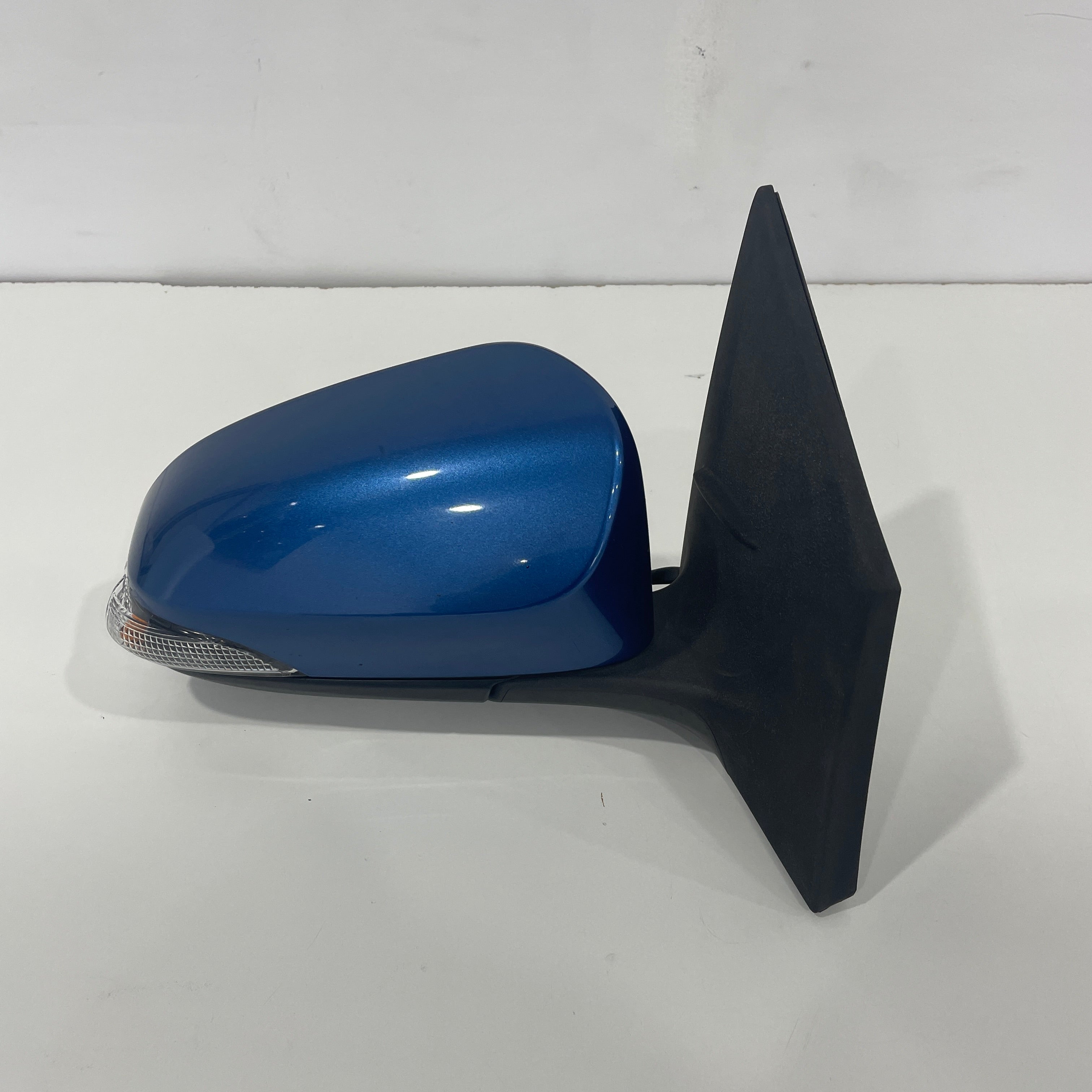 Toyota Corolla ZRE182R 2012–2018 Door Mirror RH Right Blue | OEM