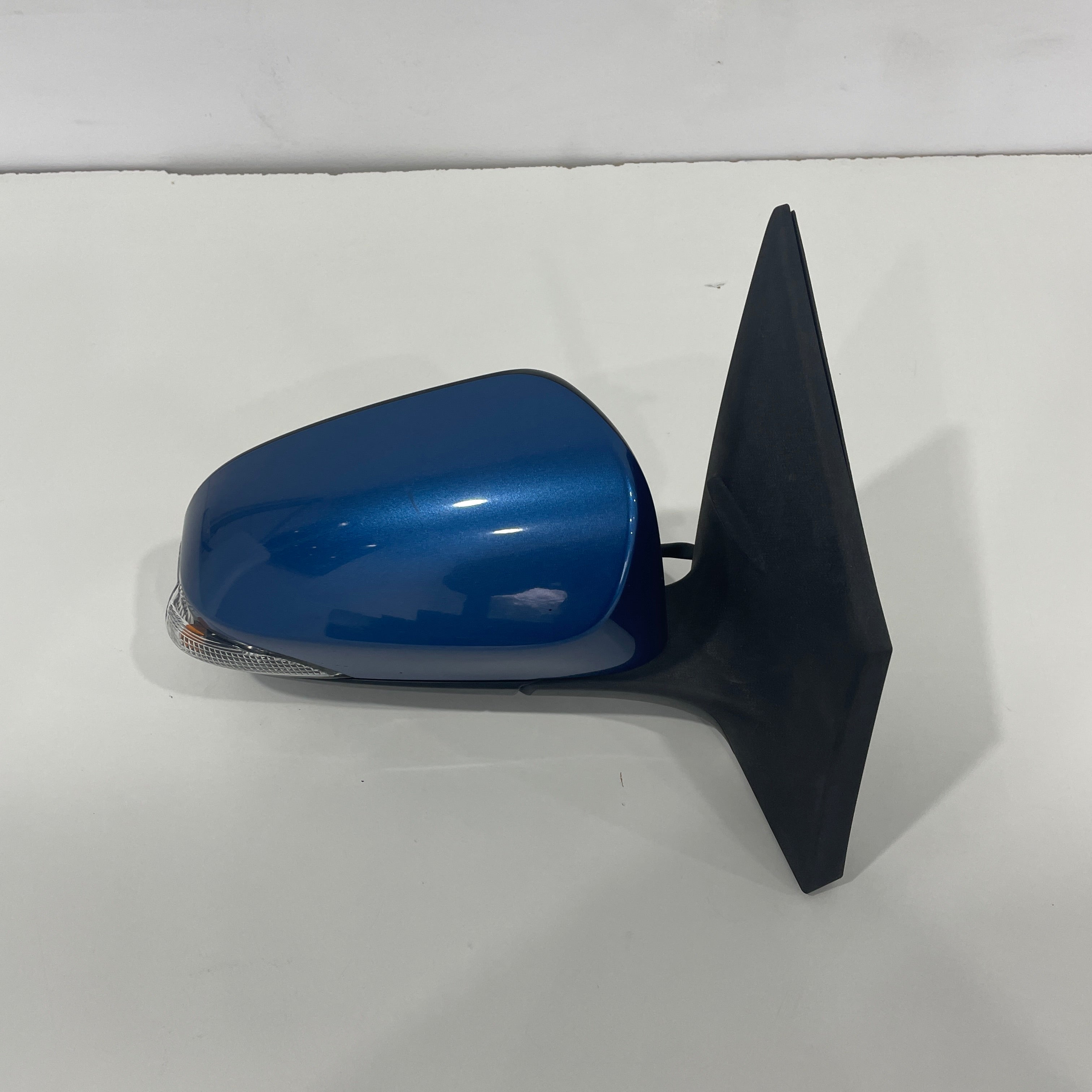 Toyota Corolla ZRE182R 2012–2018 Door Mirror RH Right Blue | OEM