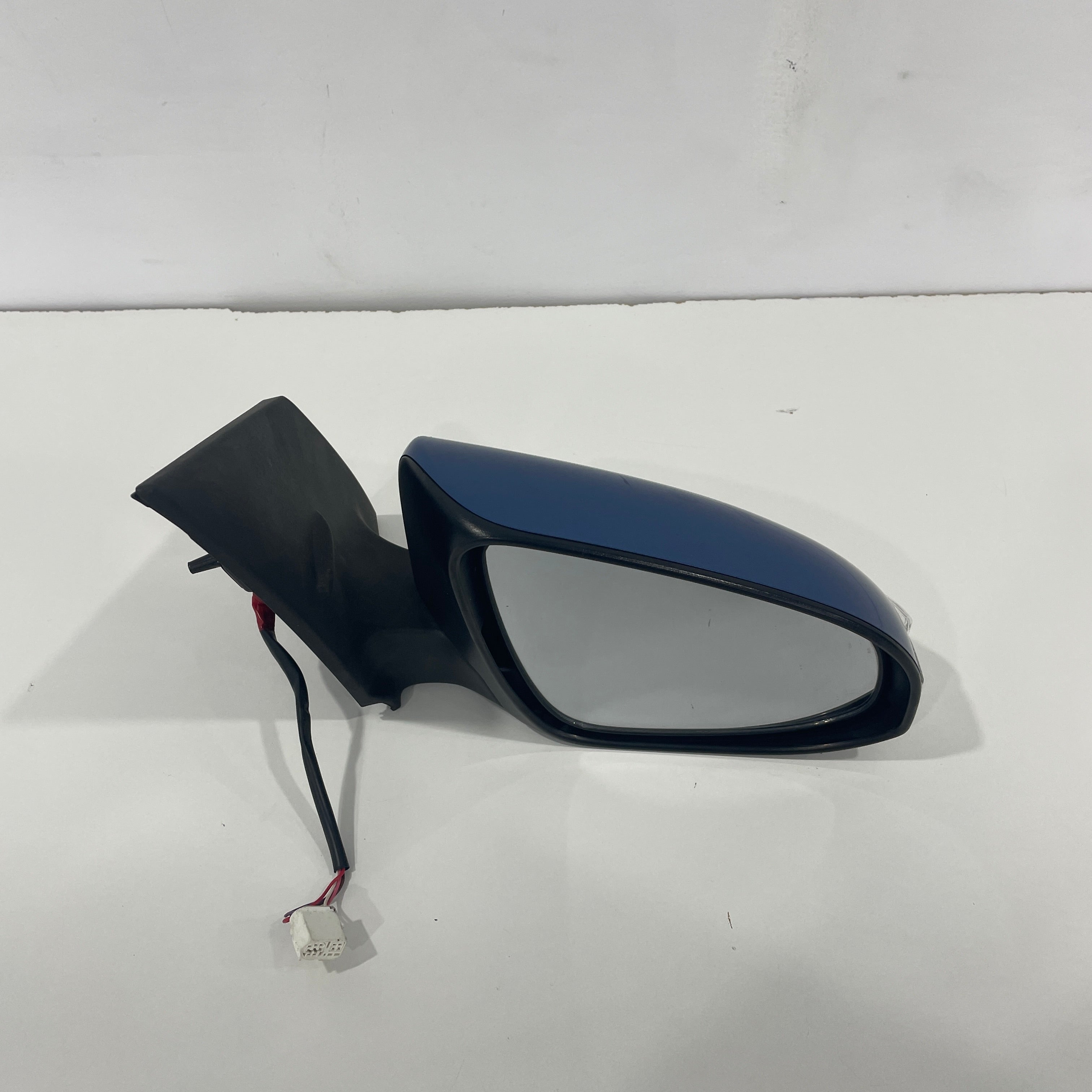 Toyota Corolla ZRE182R 2012–2018 Door Mirror RH Right Blue | OEM