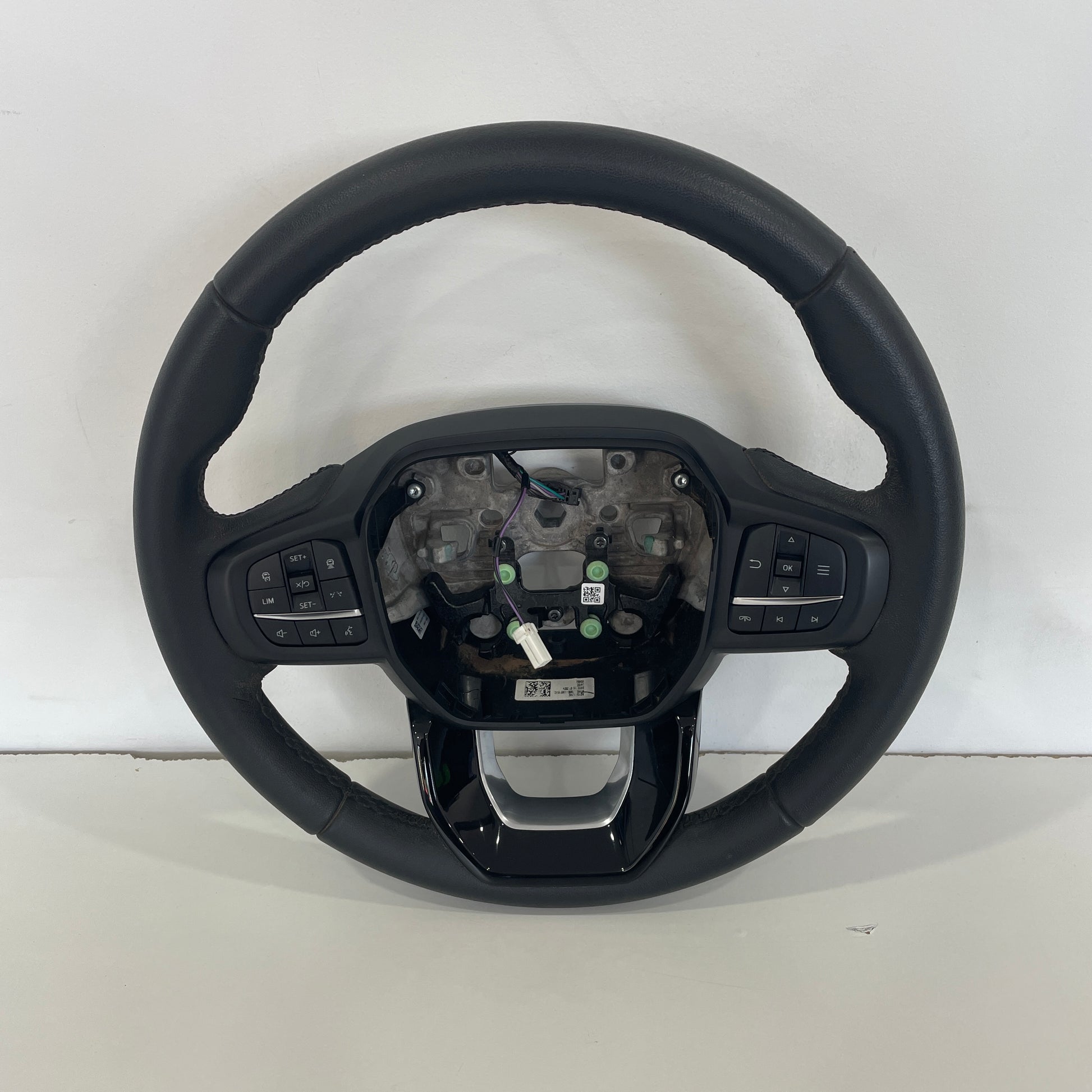 Ford Ranger PY 2022–2024 Steering Wheel Adaptive Cruise OEM N1WB-3600 | OEM