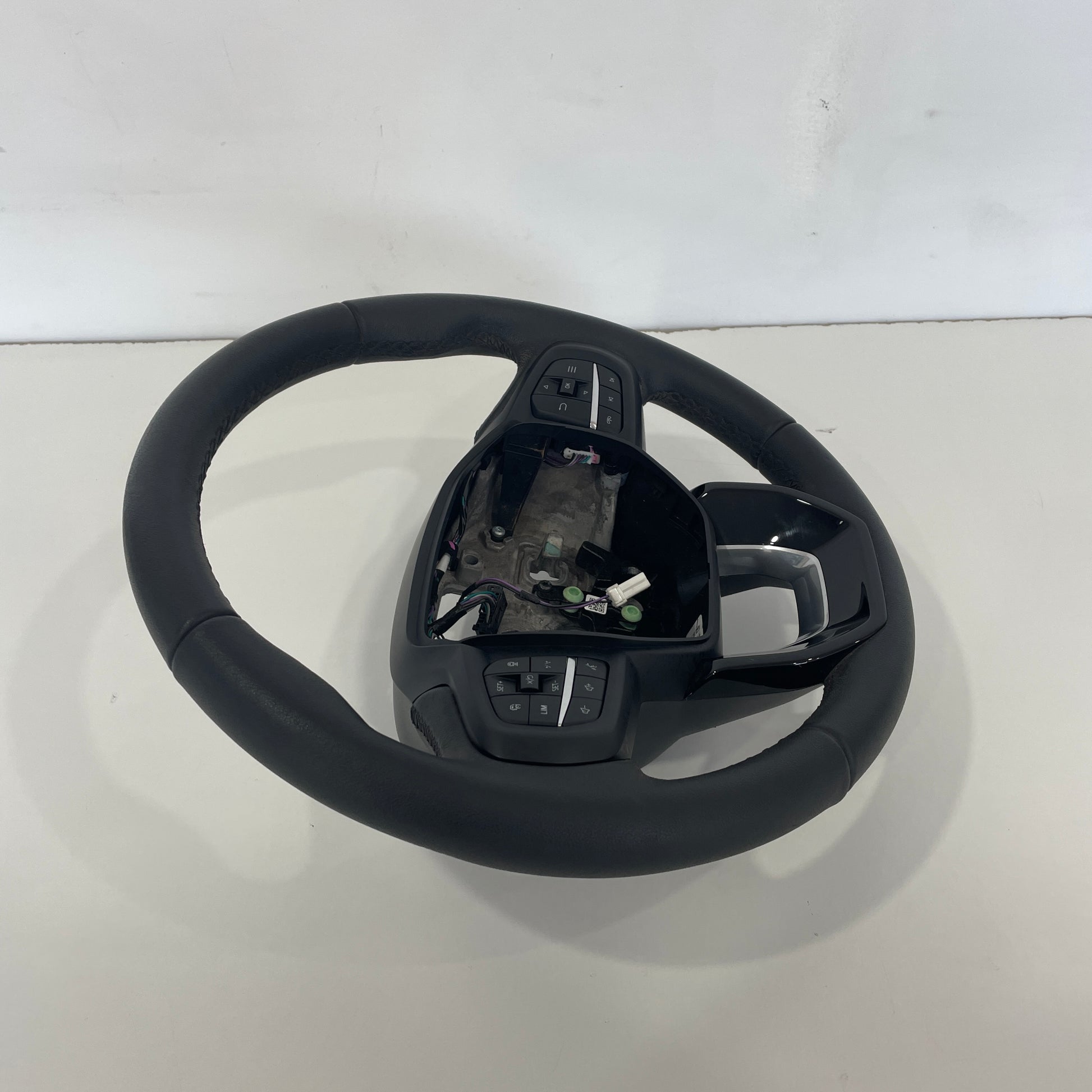 Ford Ranger PY 2022–2024 Steering Wheel Adaptive Cruise OEM N1WB-3600 | OEM