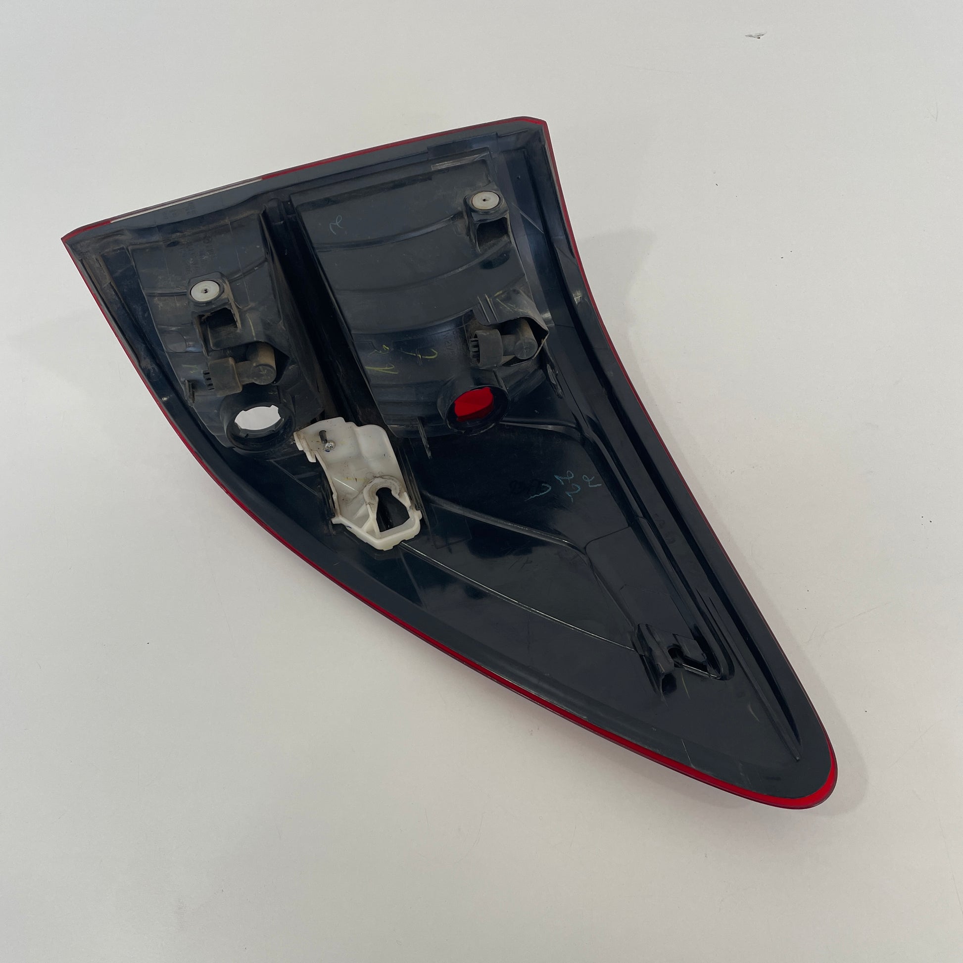 Mazda BT-50 Left Tail Light Assembly FV79-13405-AC UP/UR 2015-2019 Genuine OEM