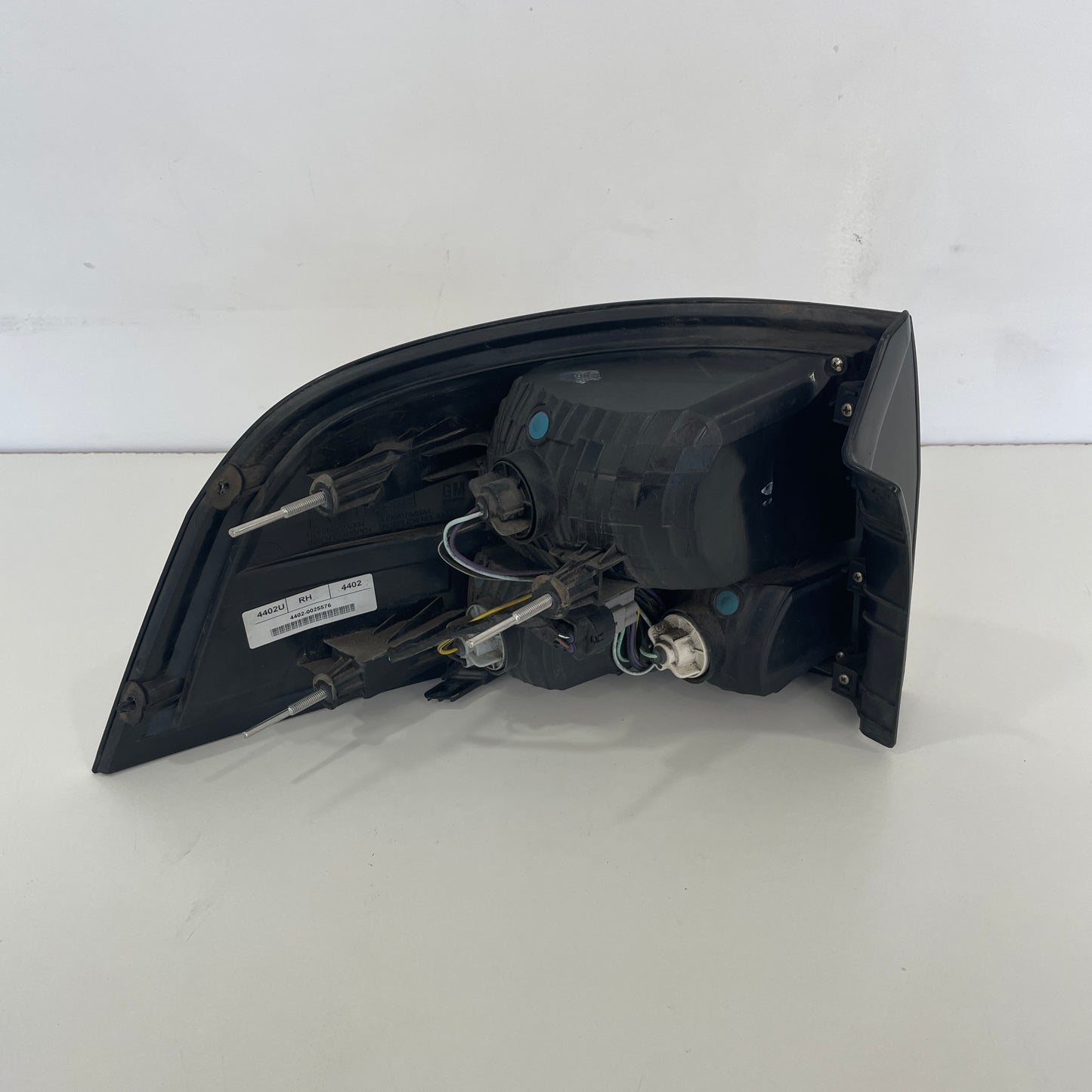 Holden Commodore VE 2006–2013 Tail Light Right RH Sedan 4402U OEM