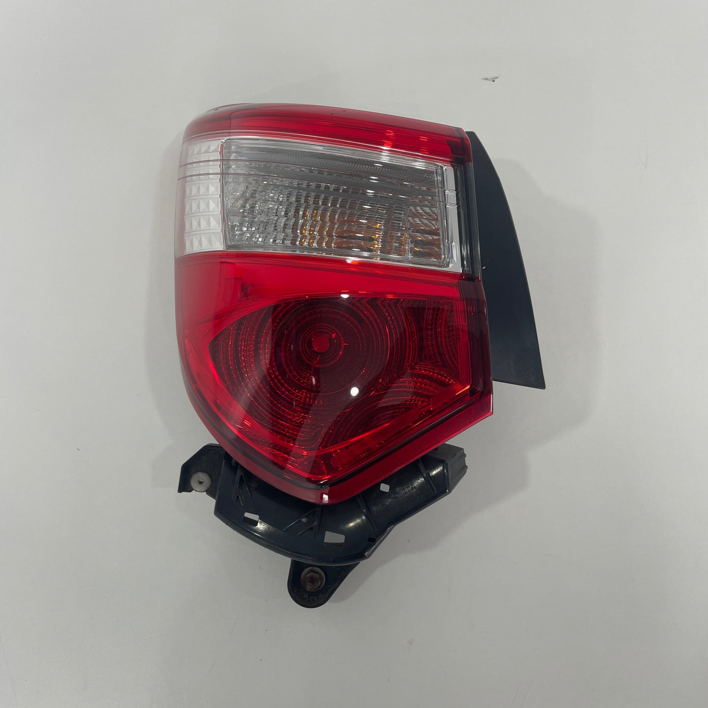 Toyota Yaris Hatchback XP13# 2016–2018 Tail Light Left LH Hatch | OEM