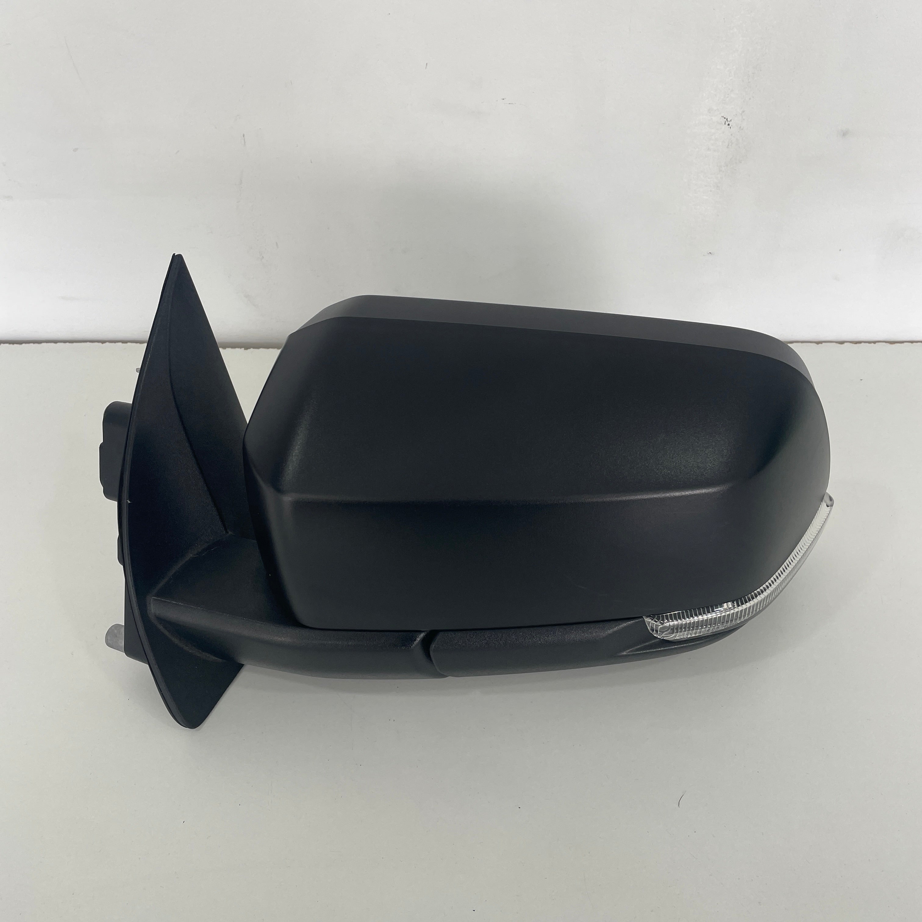 Ford Ranger PY 2022–2025 Door Mirror LH Left No BSM Indicator OEM