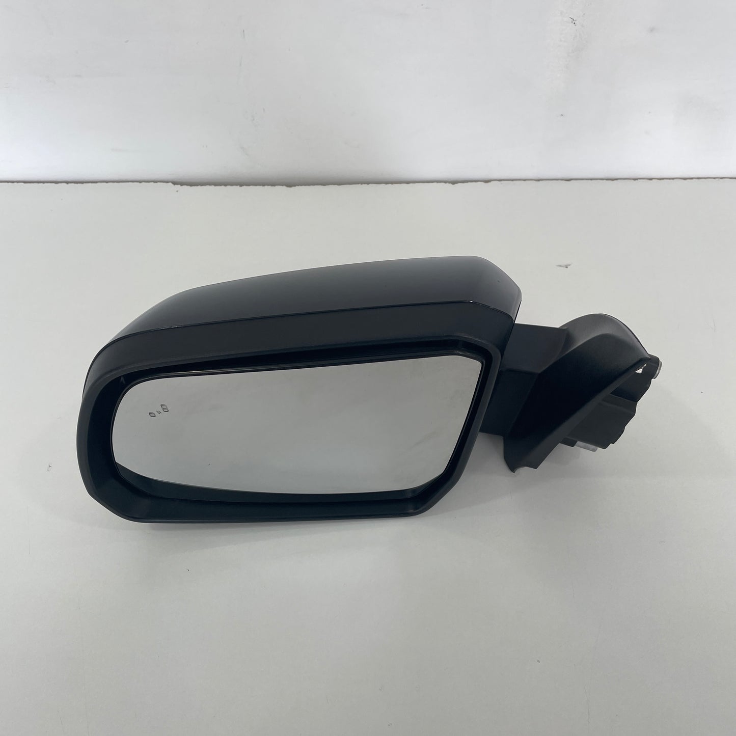 Ford Ranger Raptor Next-Gen 2022–2023 Left Door Mirror OEM Power Fold, Camera