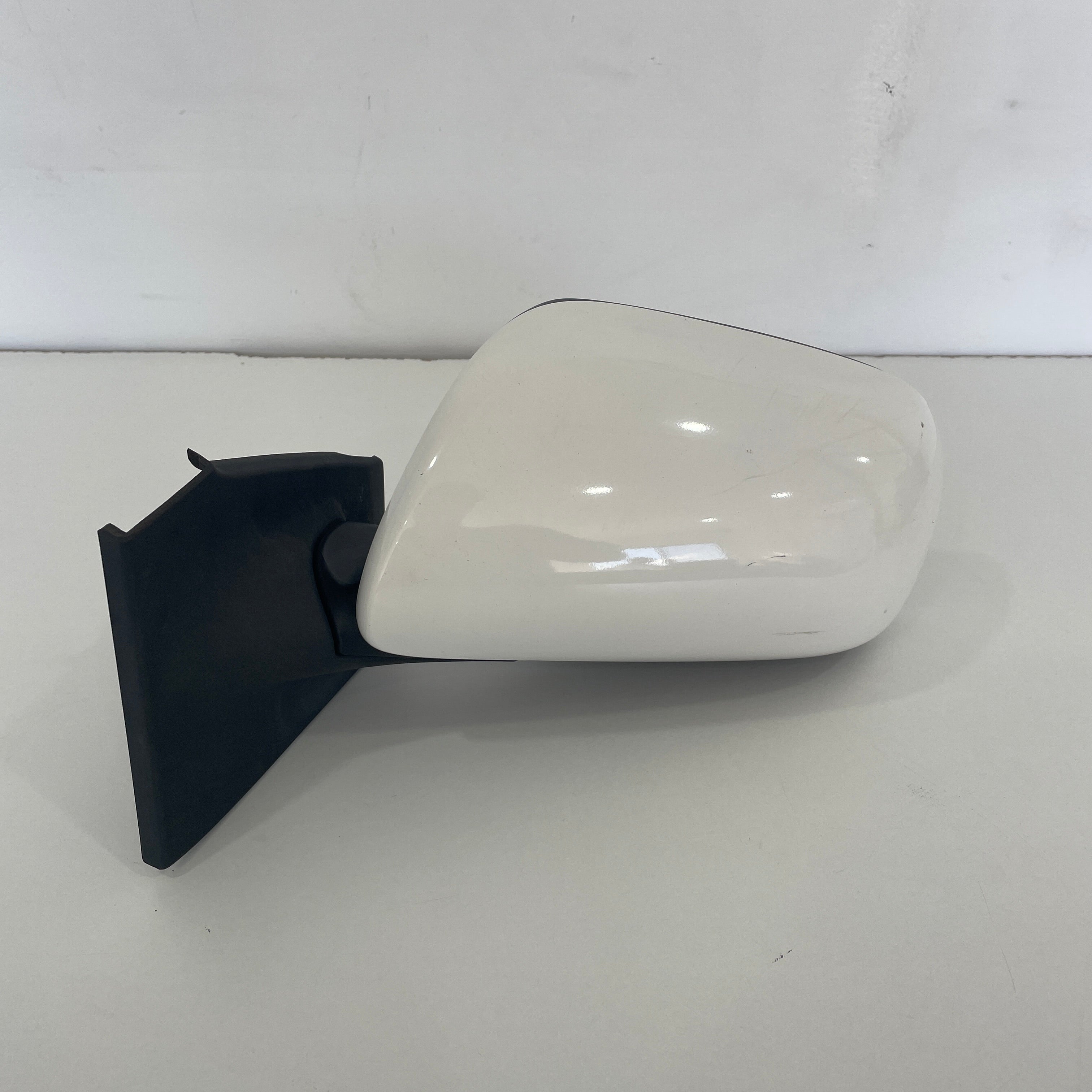 Toyota Yaris Hatchback NCP9# 2005-2011 Door Mirror Left LH 87940-52620 | OEM