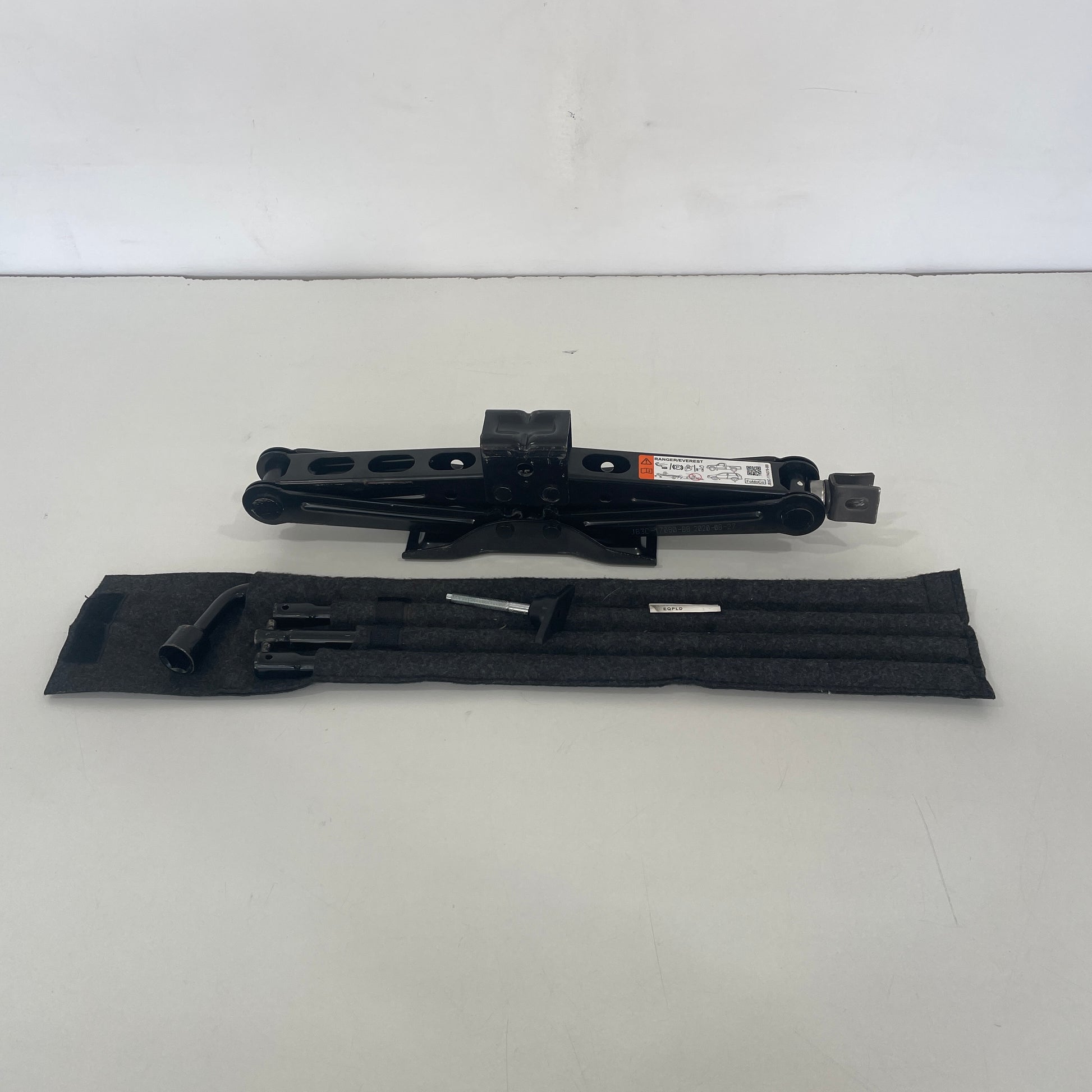 Ford Ranger PX2 PX3 Everest 2015–2022 Scissor Jack Kit JB3C-17078-BB | OEM