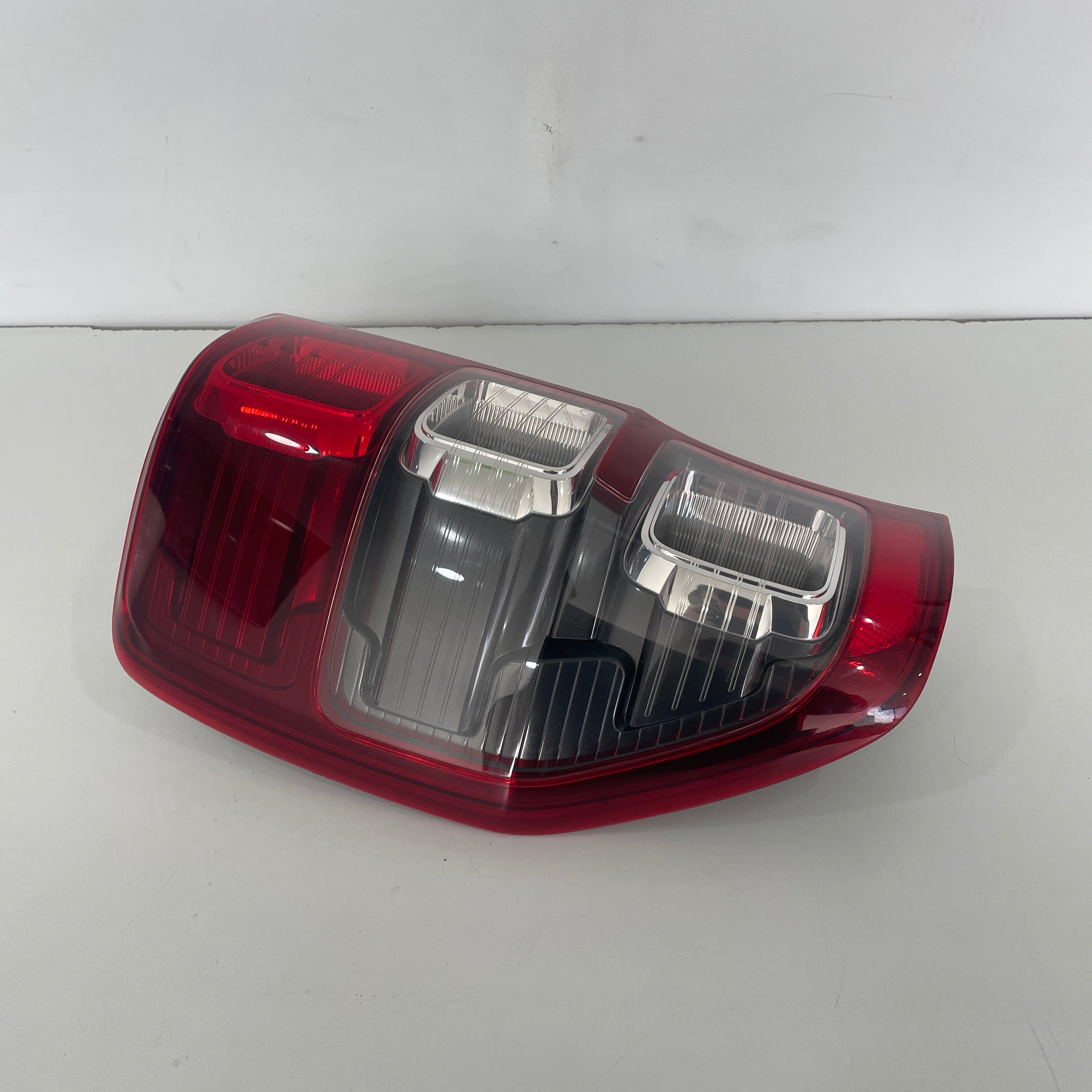 Ford Ranger PX1 PX2 PX3 Tail Light Left Hand Side Wildtrak 2011–2022