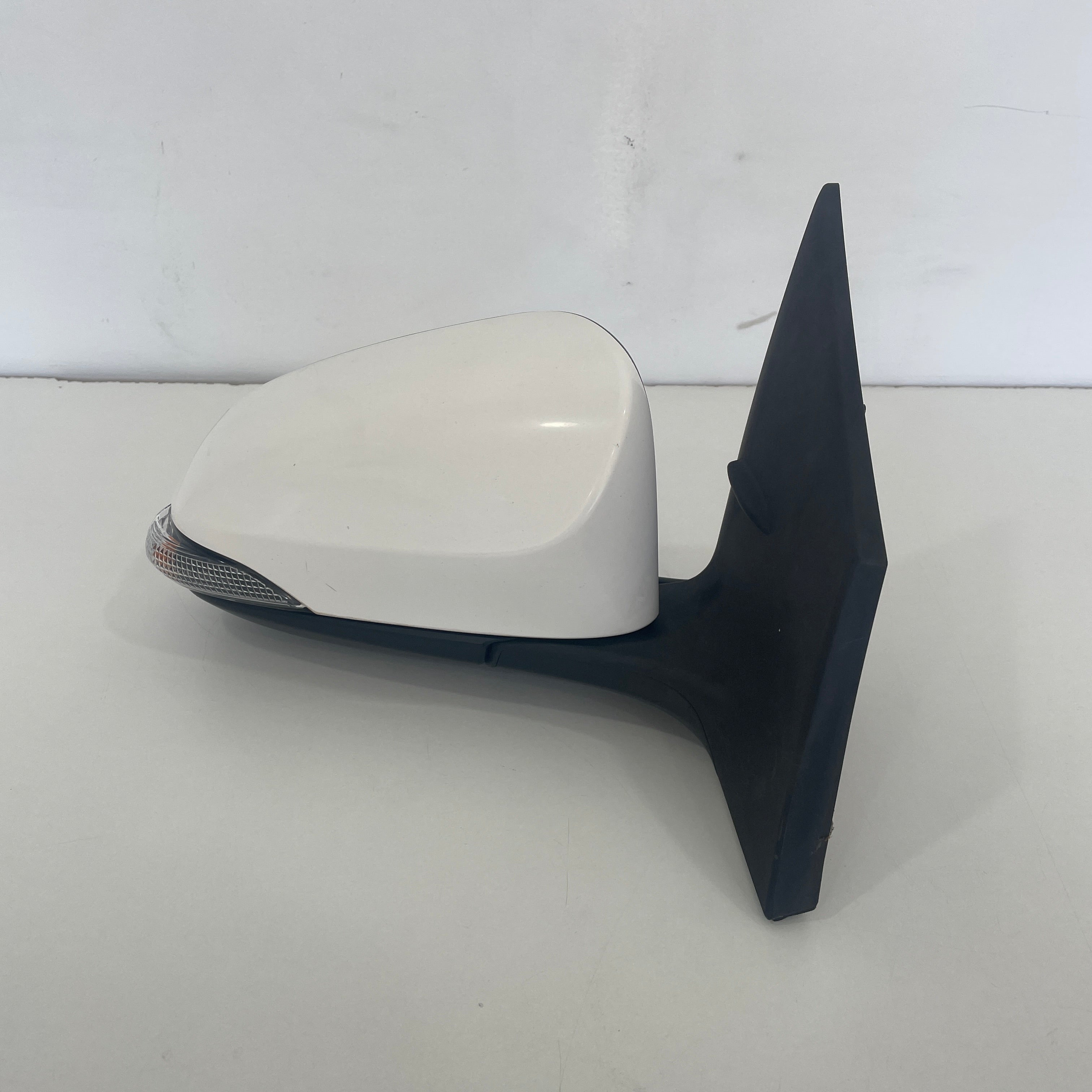 Toyota Corolla Hatchback ZRE182R 2012–2018 Door Mirror Right Hand Side | OEM