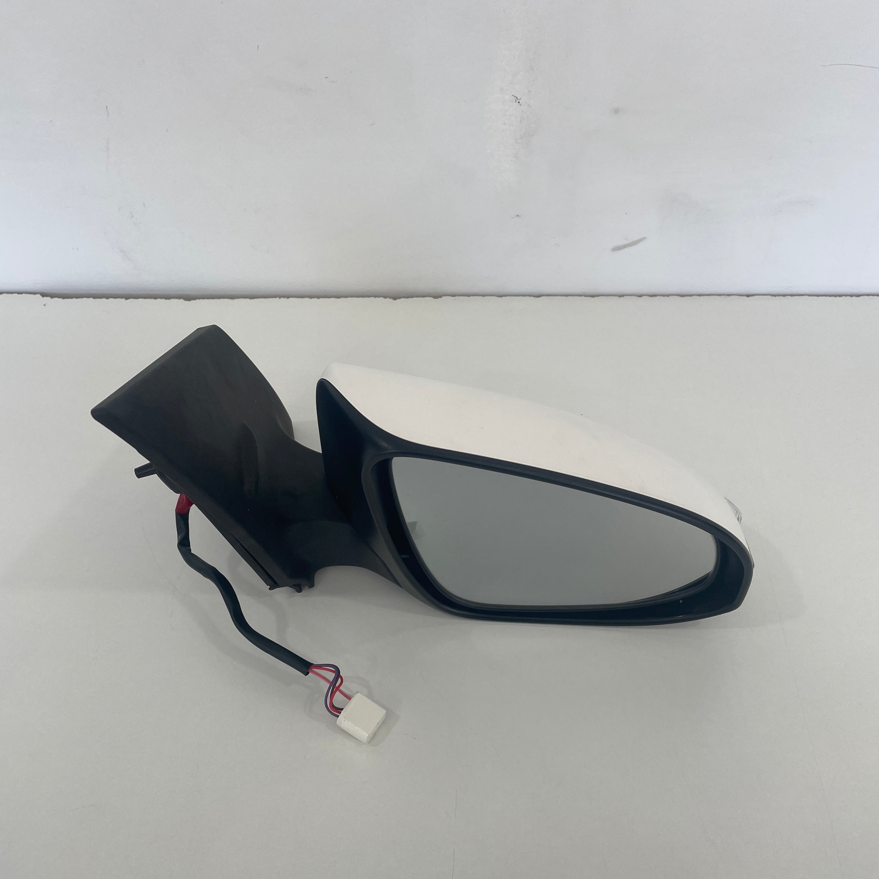 Toyota Corolla Hatchback ZRE182R 2012–2018 Door Mirror Right Hand Side | OEM