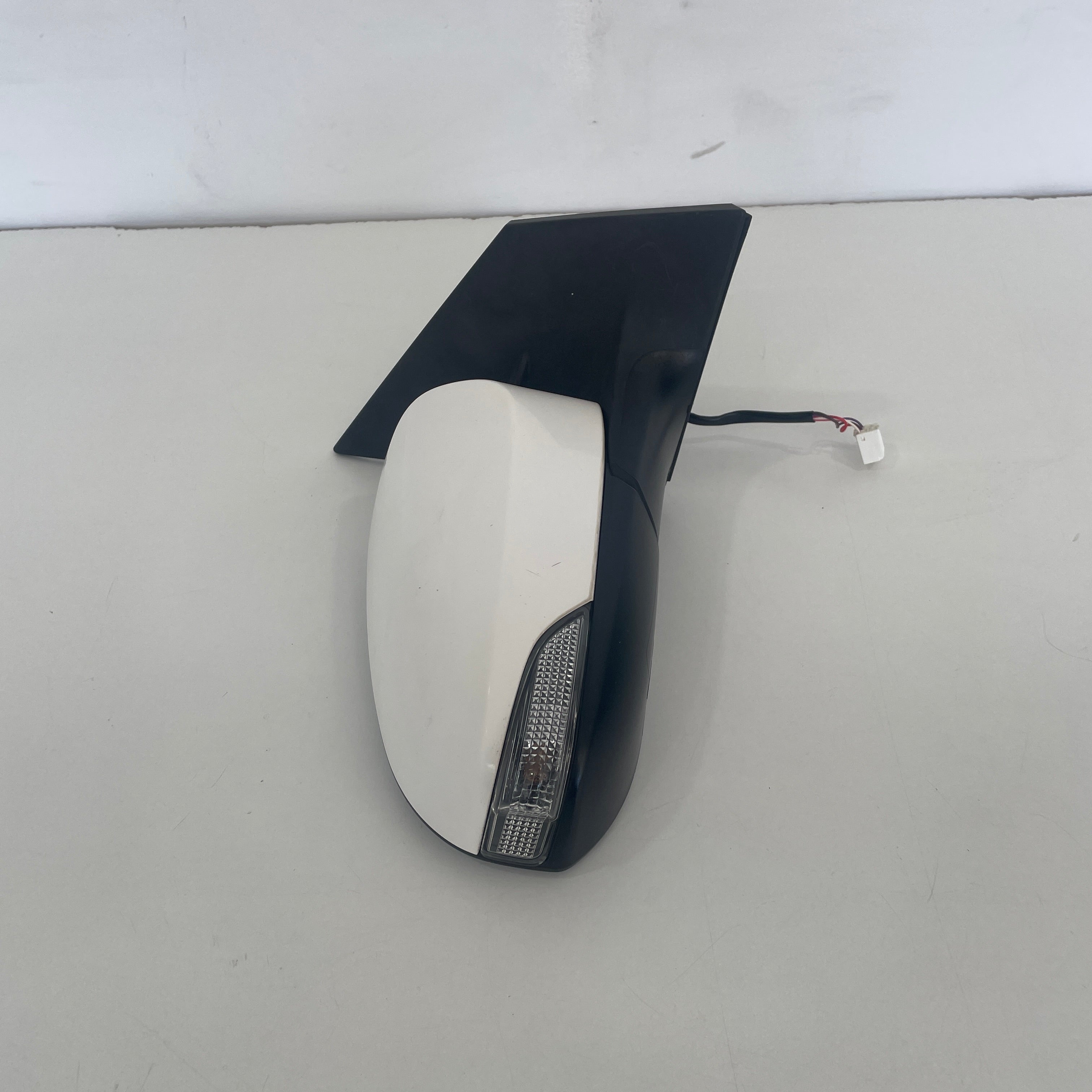 Toyota Corolla Hatchback ZRE182R 2012–2018 Door Mirror Right Hand Side | OEM