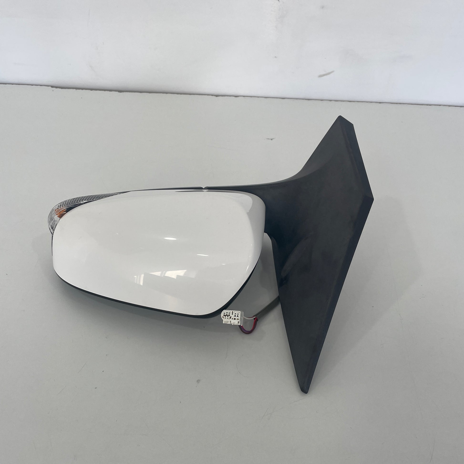 Toyota Corolla Hatchback ZRE182R 2012–2018 Door Mirror Left Hand Side