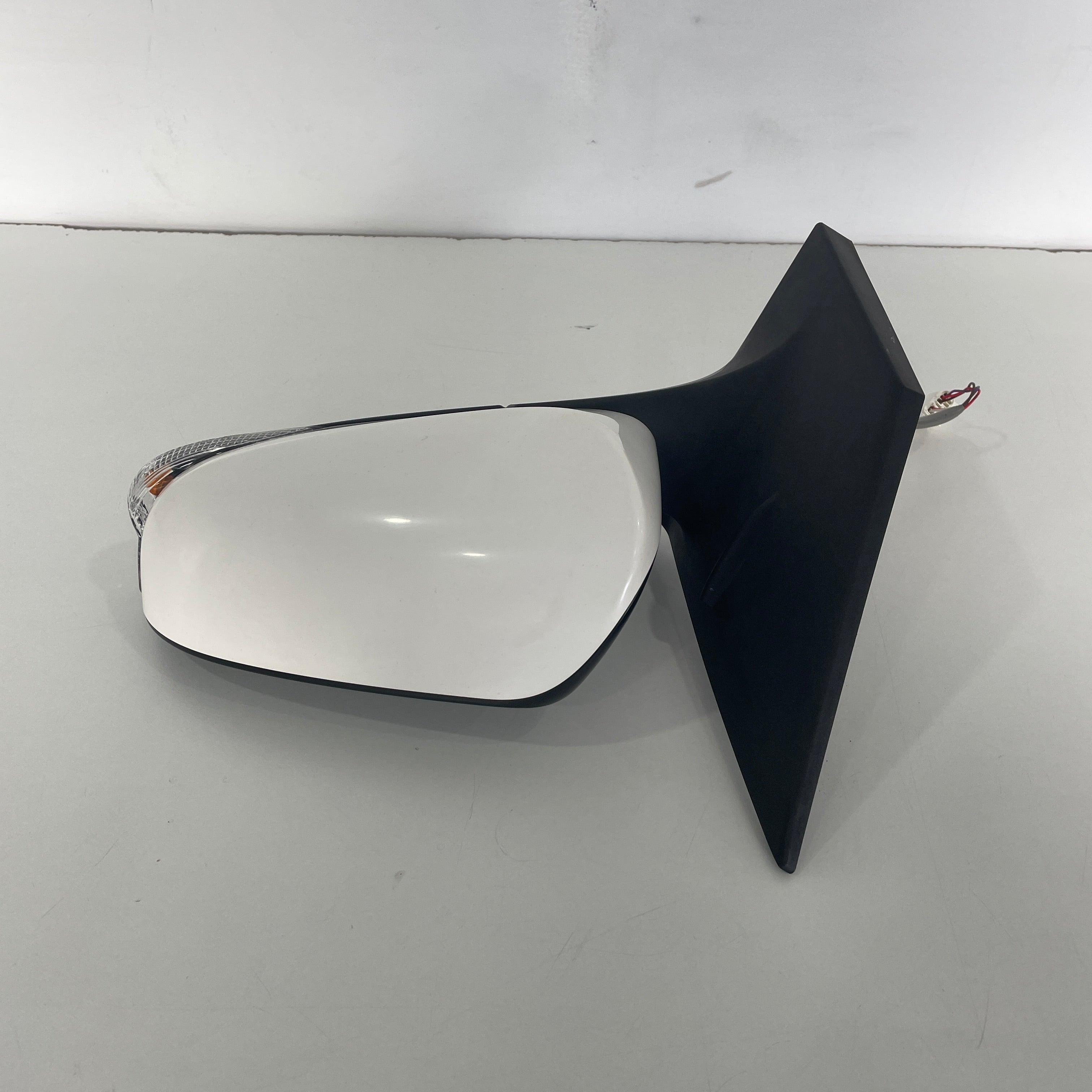 Toyota Corolla Hatchback ZRE182R 2012–2018 Door Mirror Left Hand Side