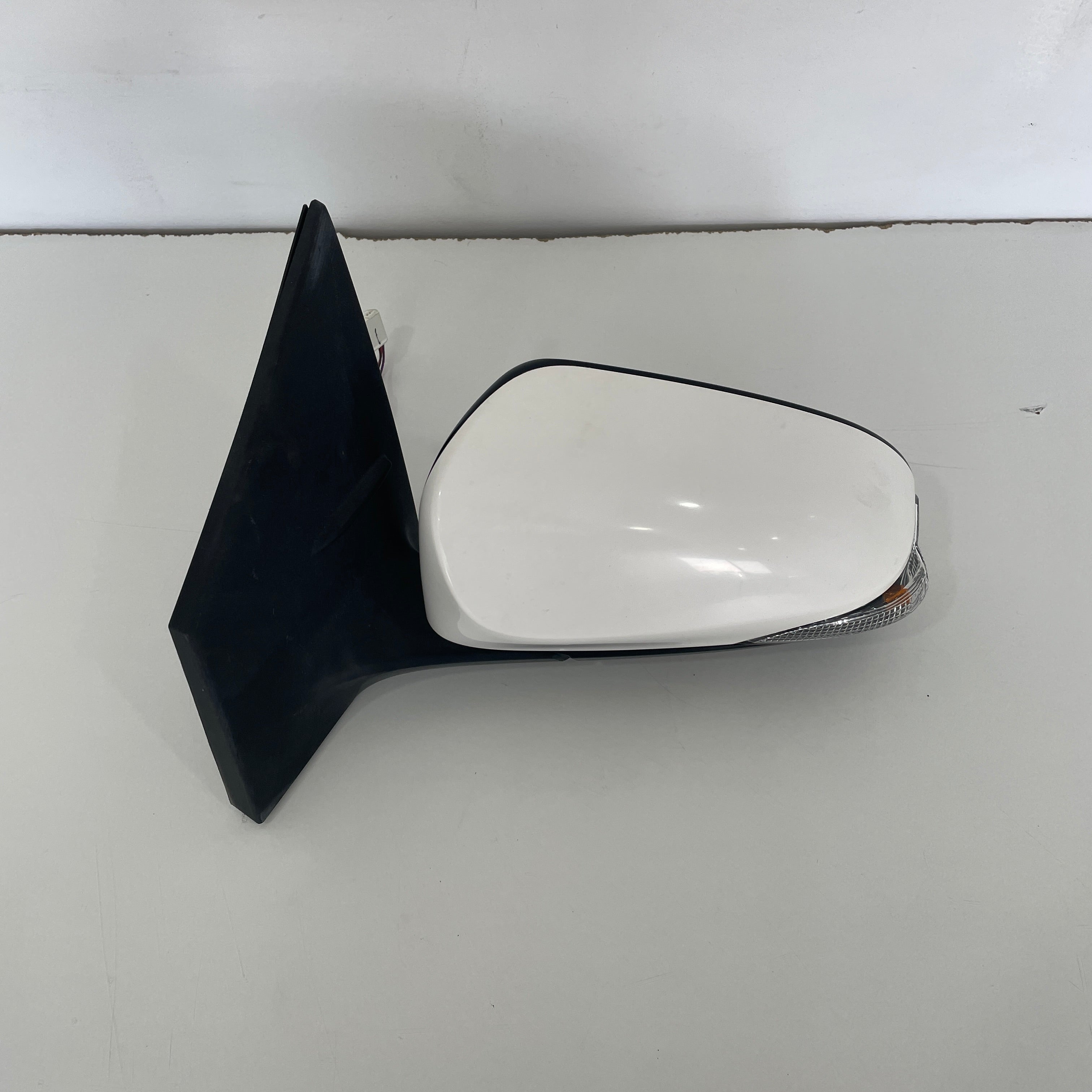 Toyota Corolla Hatchback ZRE182R 2012–2018 Door Mirror Left Hand Side