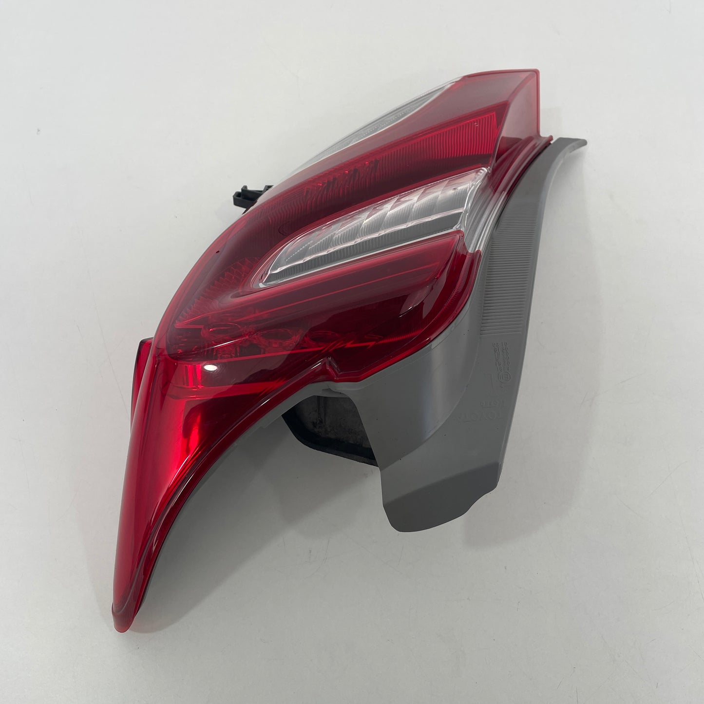 Toyota Yaris Hatchback XP13# 2014–2016 Tail Light Right RH Hatch | OEM