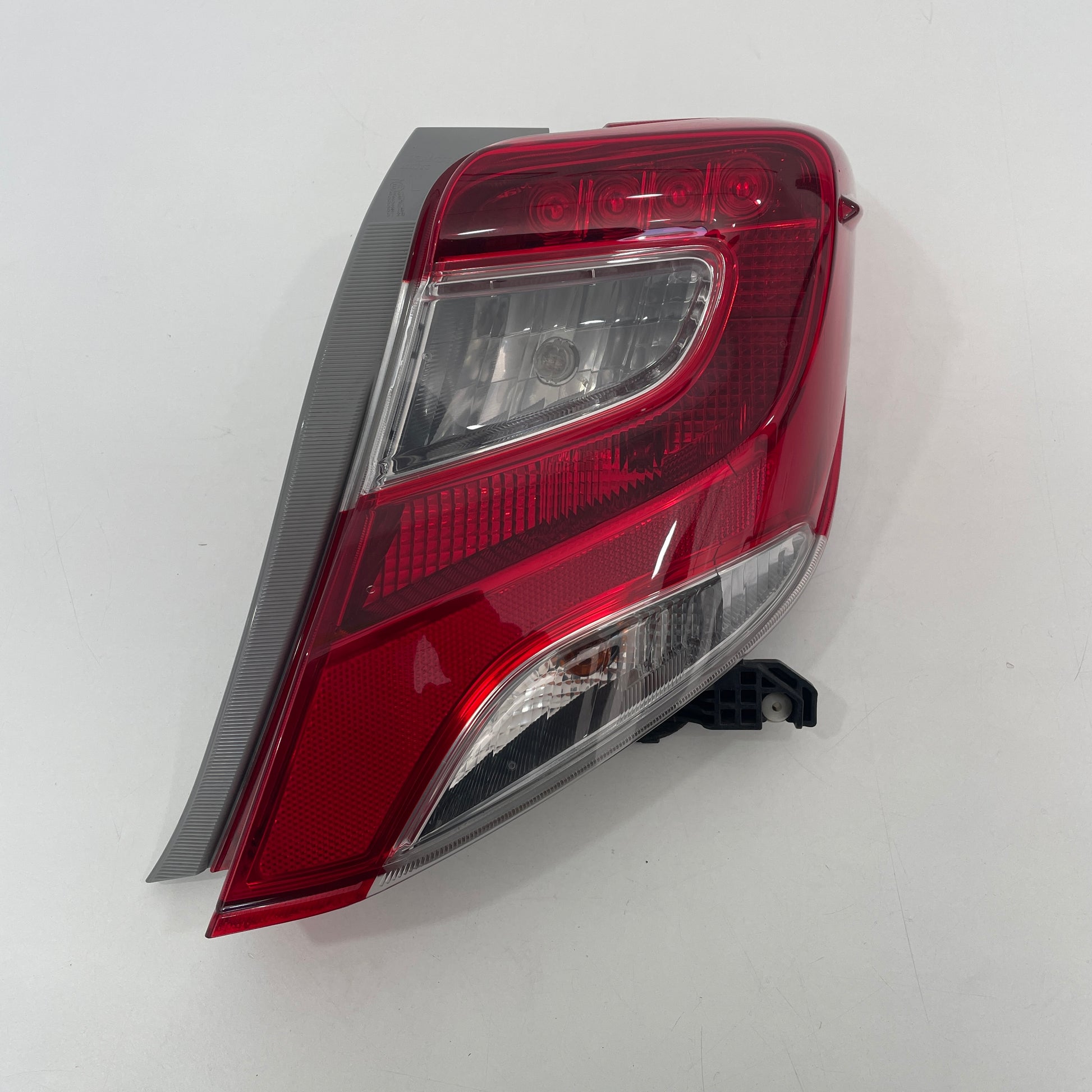 Toyota Yaris Hatchback XP13# 2014–2016 Tail Light Right RH Hatch | OEM