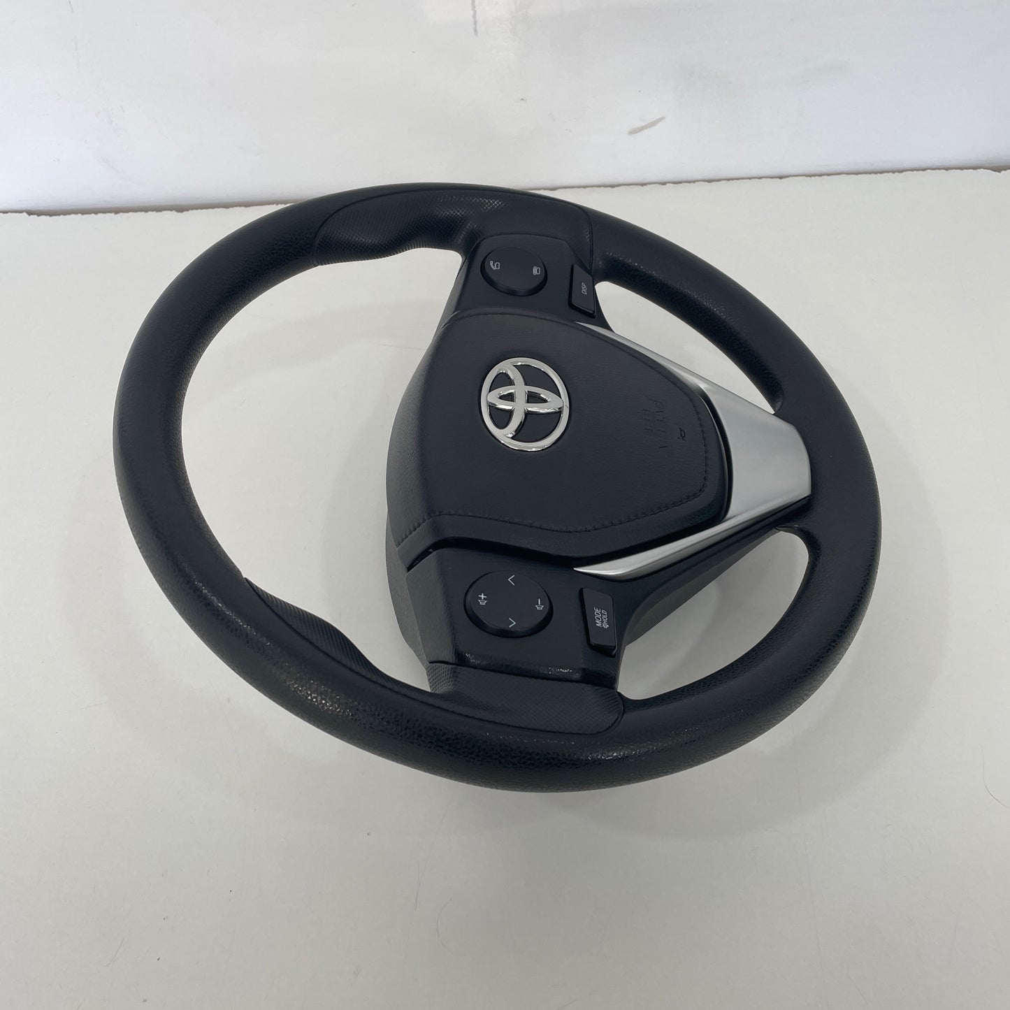 Toyota Corolla Hatchback ZRE182R 2012-2015 Steering Wheel Vinyl | OEM