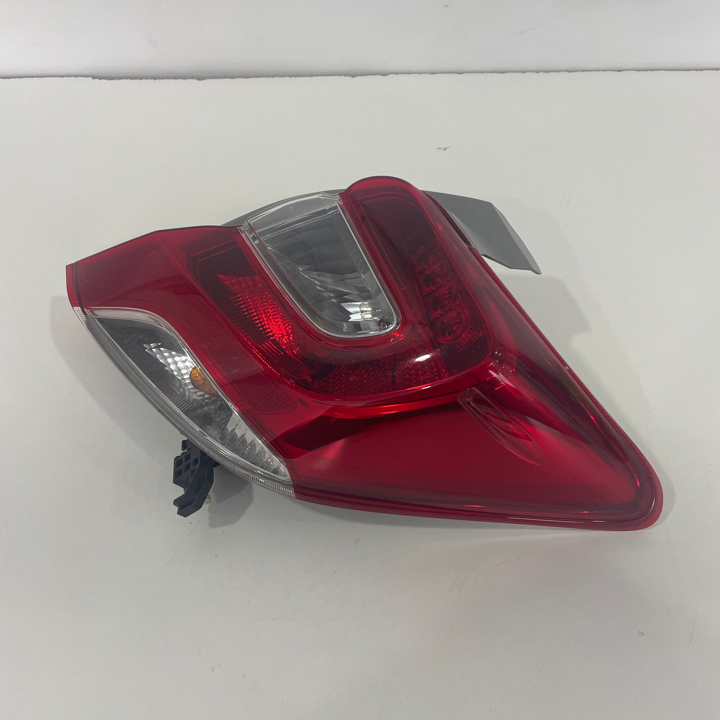 Toyota Yaris Hatchback XP13# 2014–2016 Tail Light Right RH Hatch | OEM