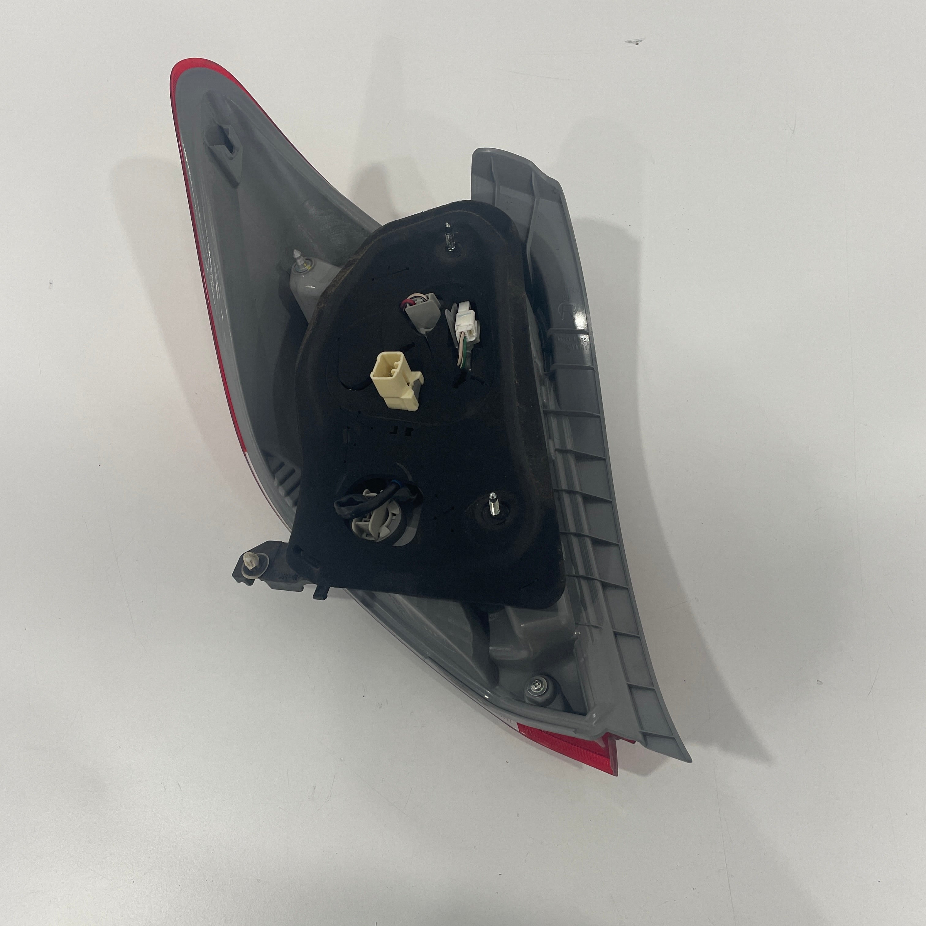 Toyota Yaris Hatchback XP13# 2014–2016 Tail Light Right RH Hatch | OEM