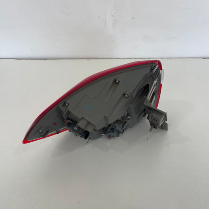 Ford Everest UA Right Tail Light 2015 2016 2017 2018 2019 2020 2021 2022